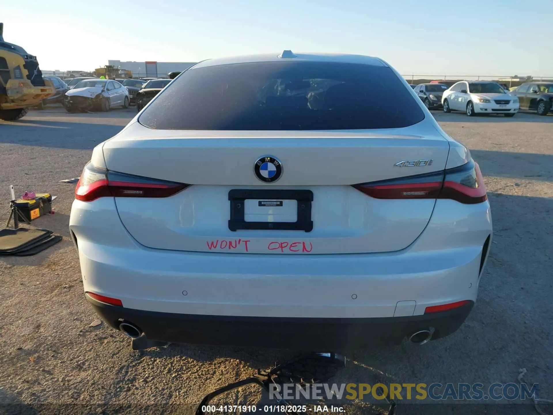 16 Photograph of a damaged car WBA63AV07RFP68033 BMW 4 SERIES GRAN COUPE 2024