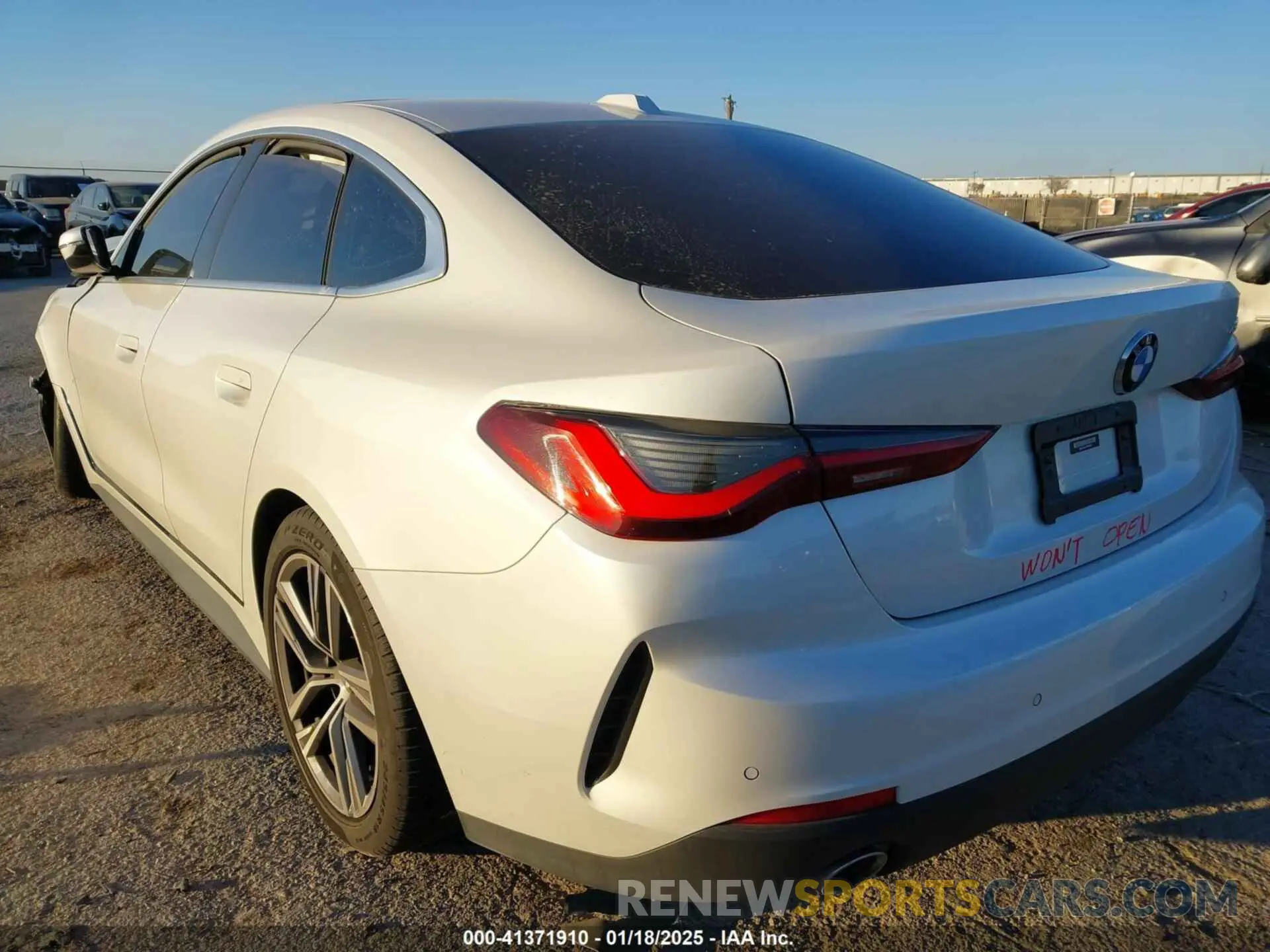 3 Photograph of a damaged car WBA63AV07RFP68033 BMW 4 SERIES GRAN COUPE 2024
