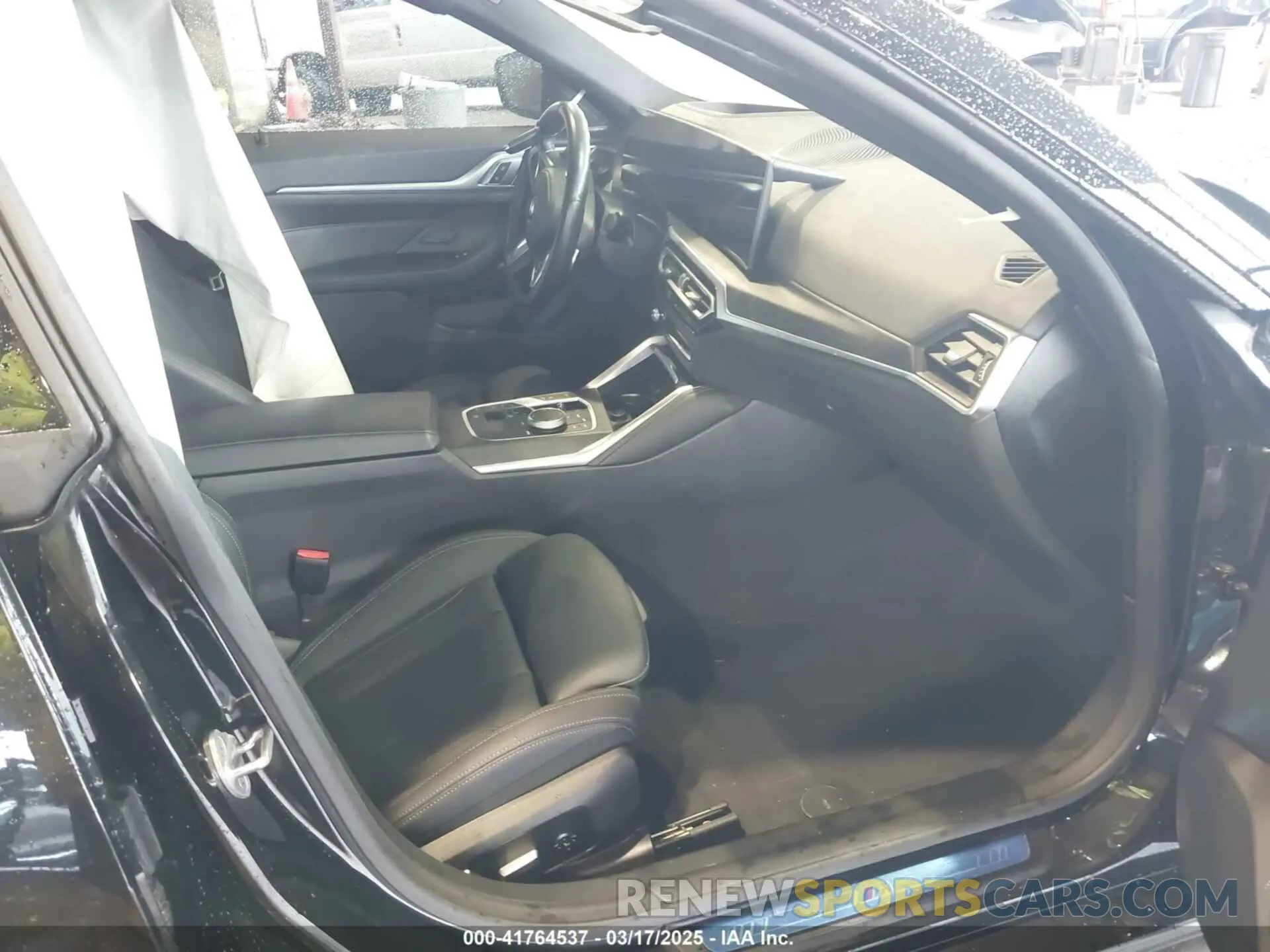 5 Photograph of a damaged car WBA73AV03RFR92792 BMW 4 SERIES GRAN COUPE 2024