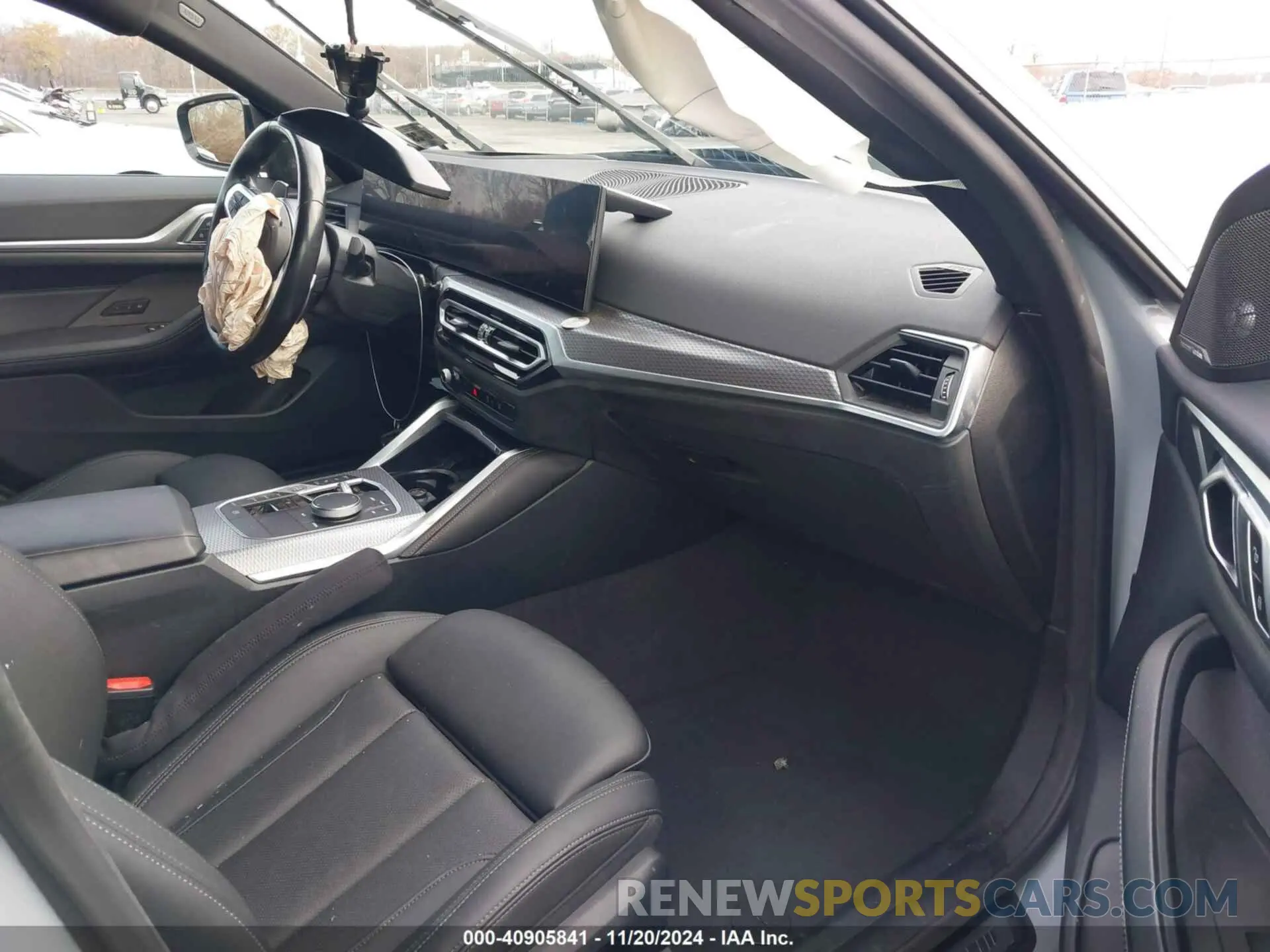 5 Photograph of a damaged car WBA73AV04RFR16787 BMW 4 SERIES GRAN COUPE 2024