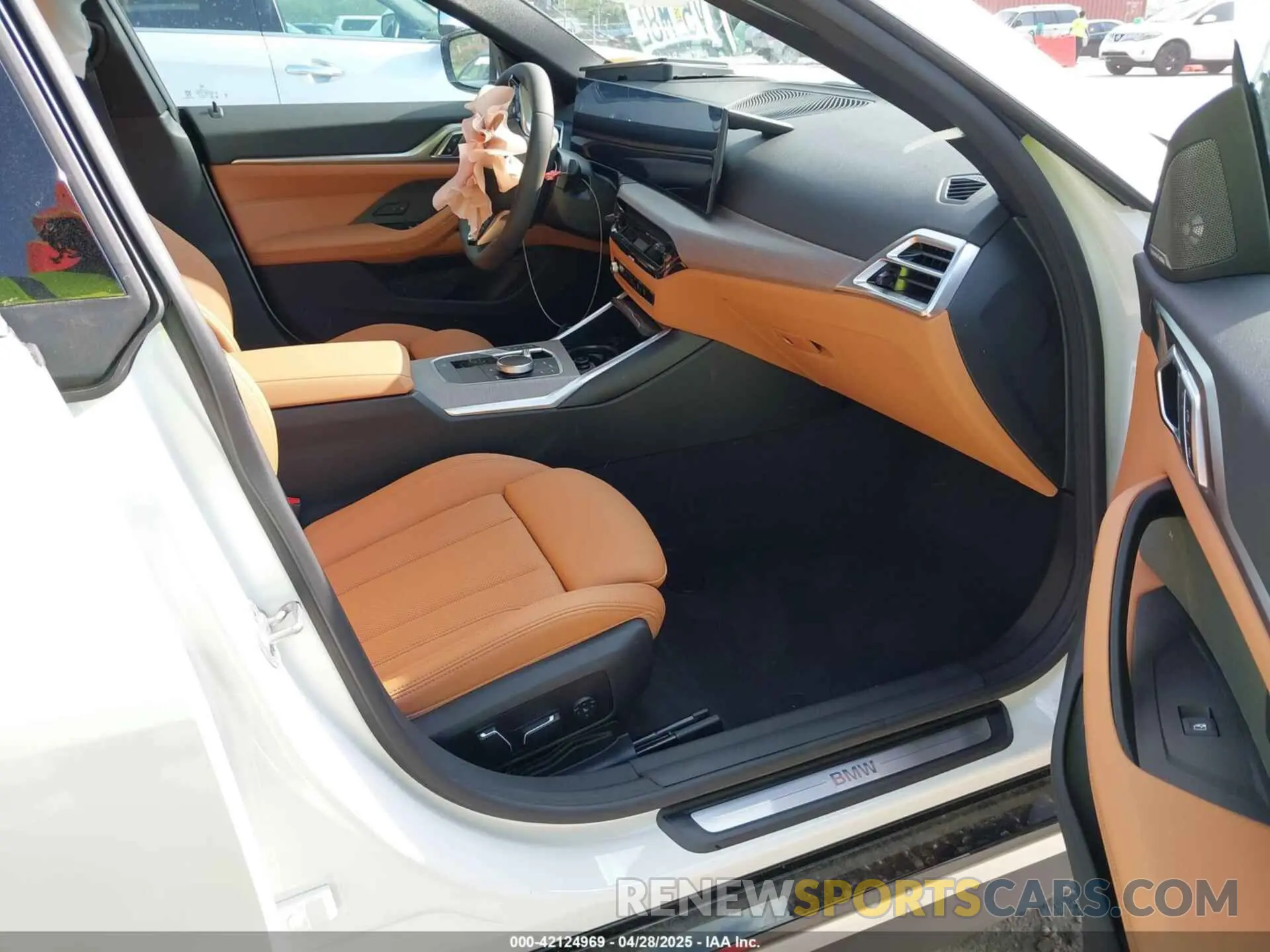 5 Photograph of a damaged car WBA33FB08SFU74697 BMW 4 SERIES GRAN COUPE 2025