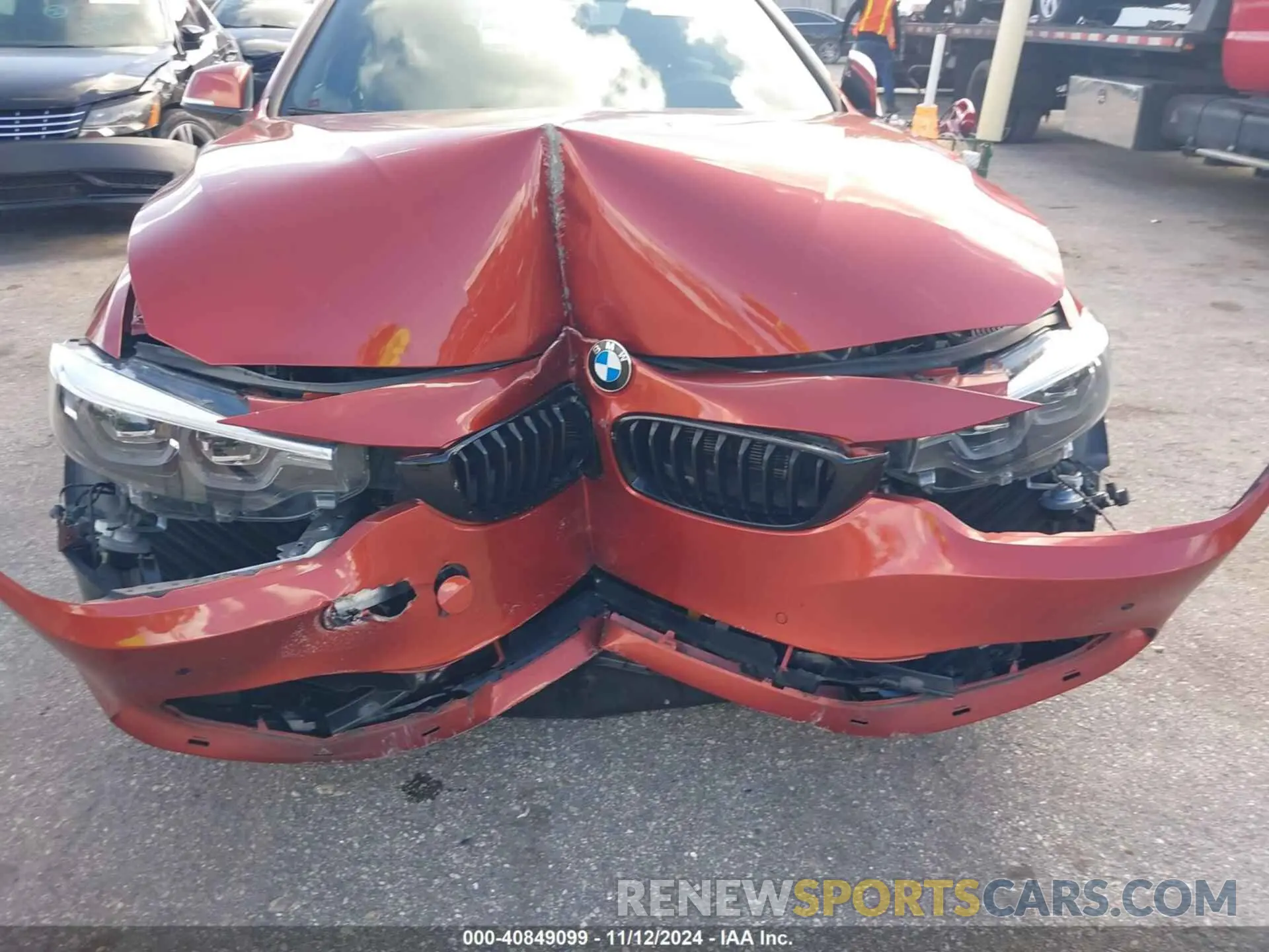 6 Photograph of a damaged car WBA4W3C50KAF93526 BMW 430I 2019