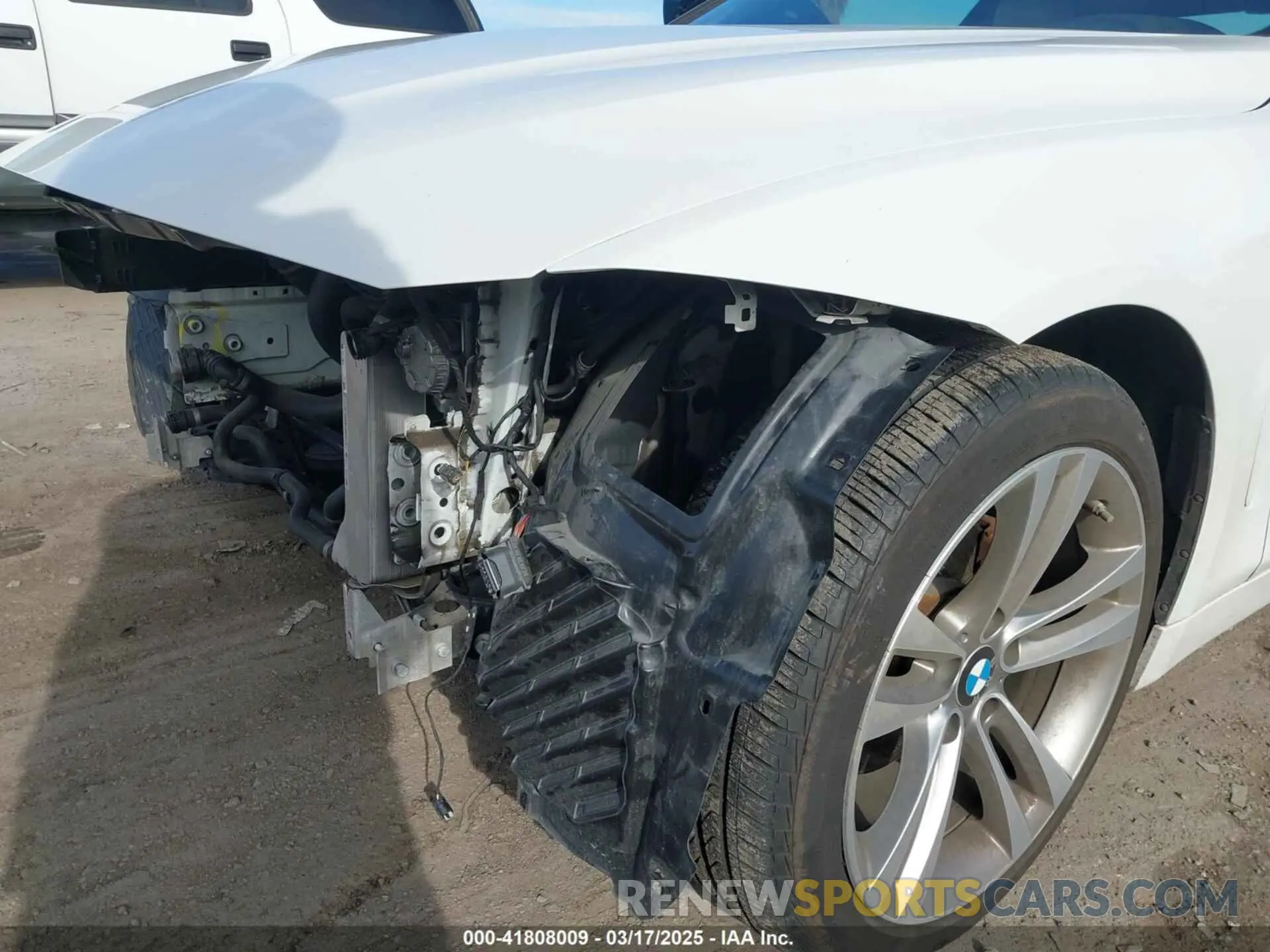 6 Photograph of a damaged car WBA4W3C53KAF92984 BMW 430I 2019