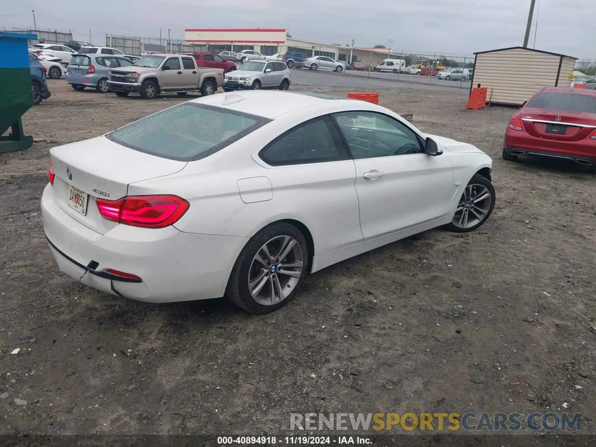 4 Photograph of a damaged car WBA4W3C53KAF93665 BMW 430I 2019