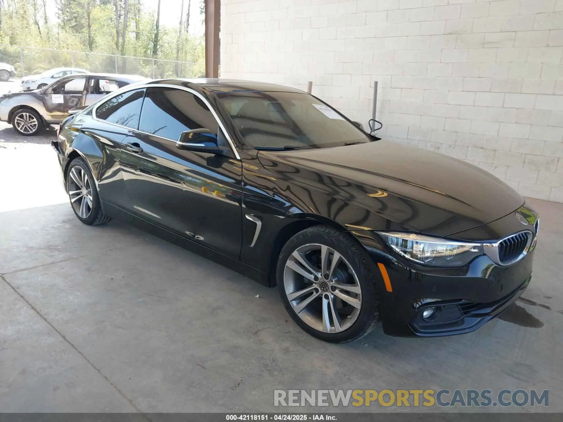 1 Photograph of a damaged car WBA4W3C59KAF93718 BMW 430I 2019