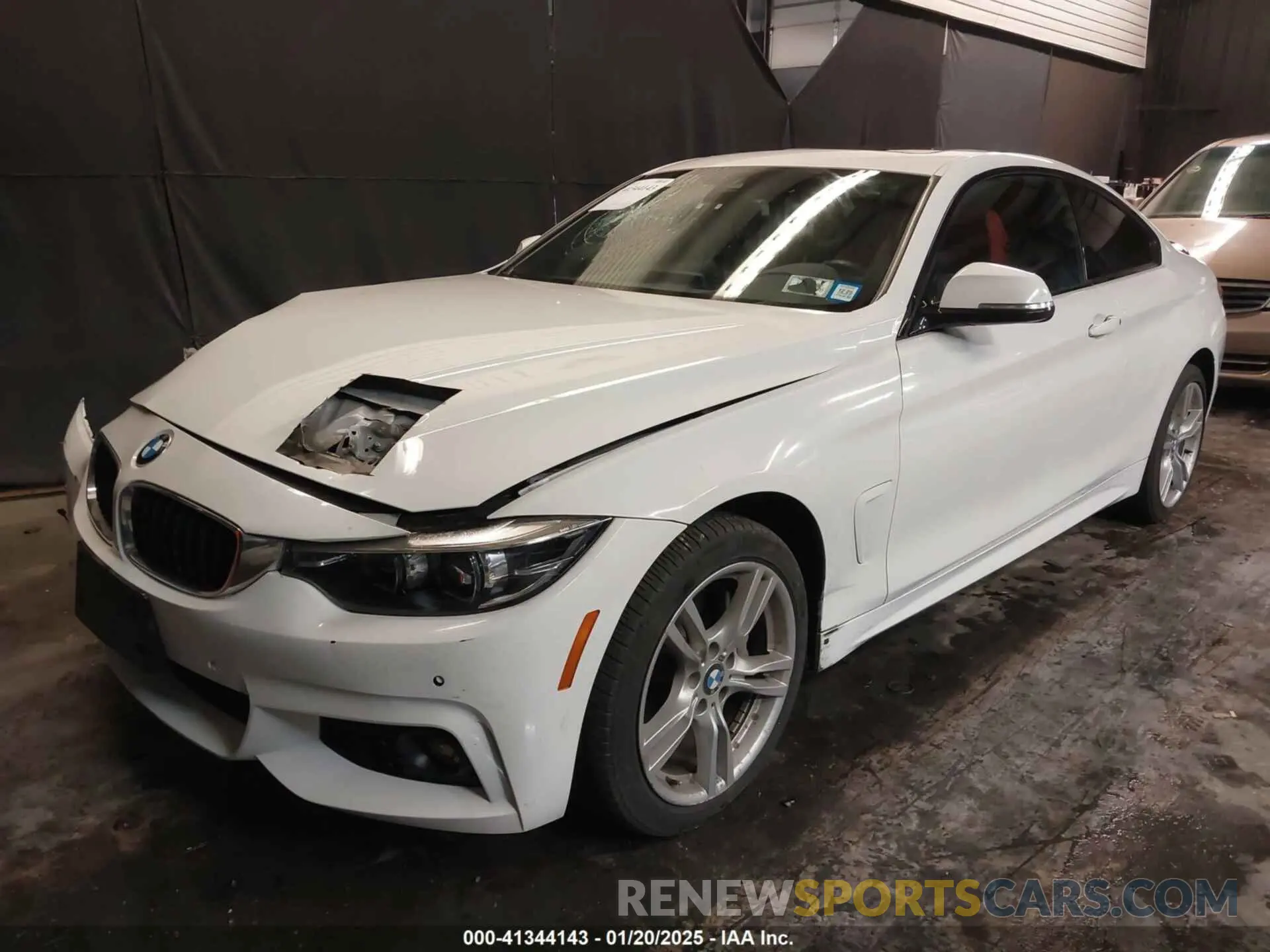 2 Photograph of a damaged car WBA4W5C50KAE49423 BMW 430I 2019