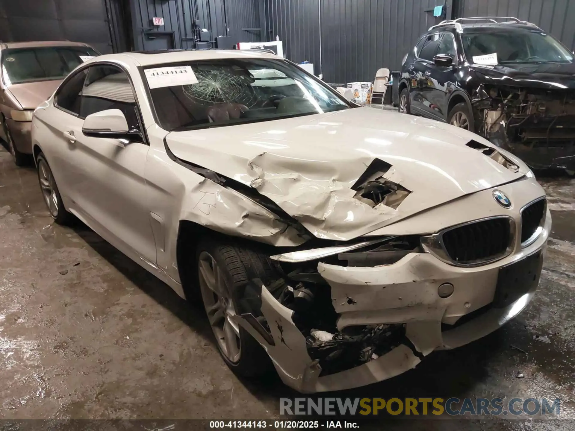 6 Photograph of a damaged car WBA4W5C50KAE49423 BMW 430I 2019
