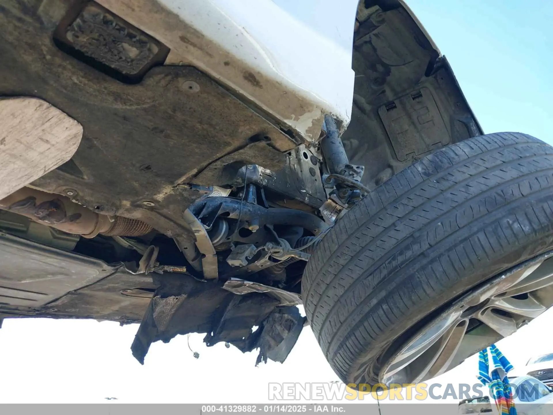 18 Photograph of a damaged car WBA4Z1C58KEE48884 BMW 430I 2019