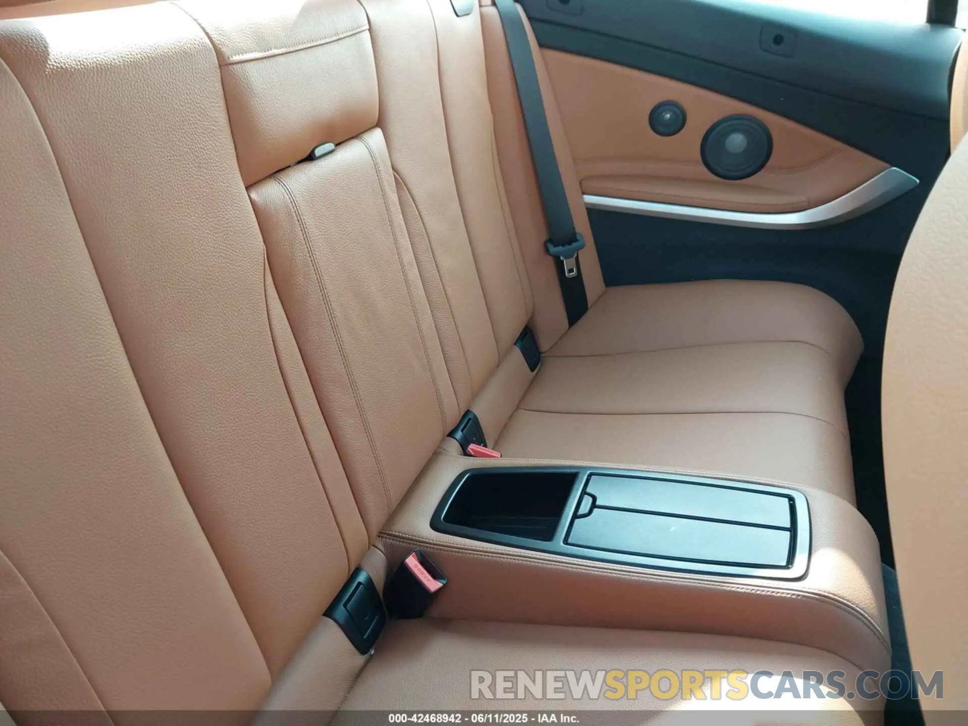 8 Photograph of a damaged car WBA4Z3C50KEN88727 BMW 430I 2019