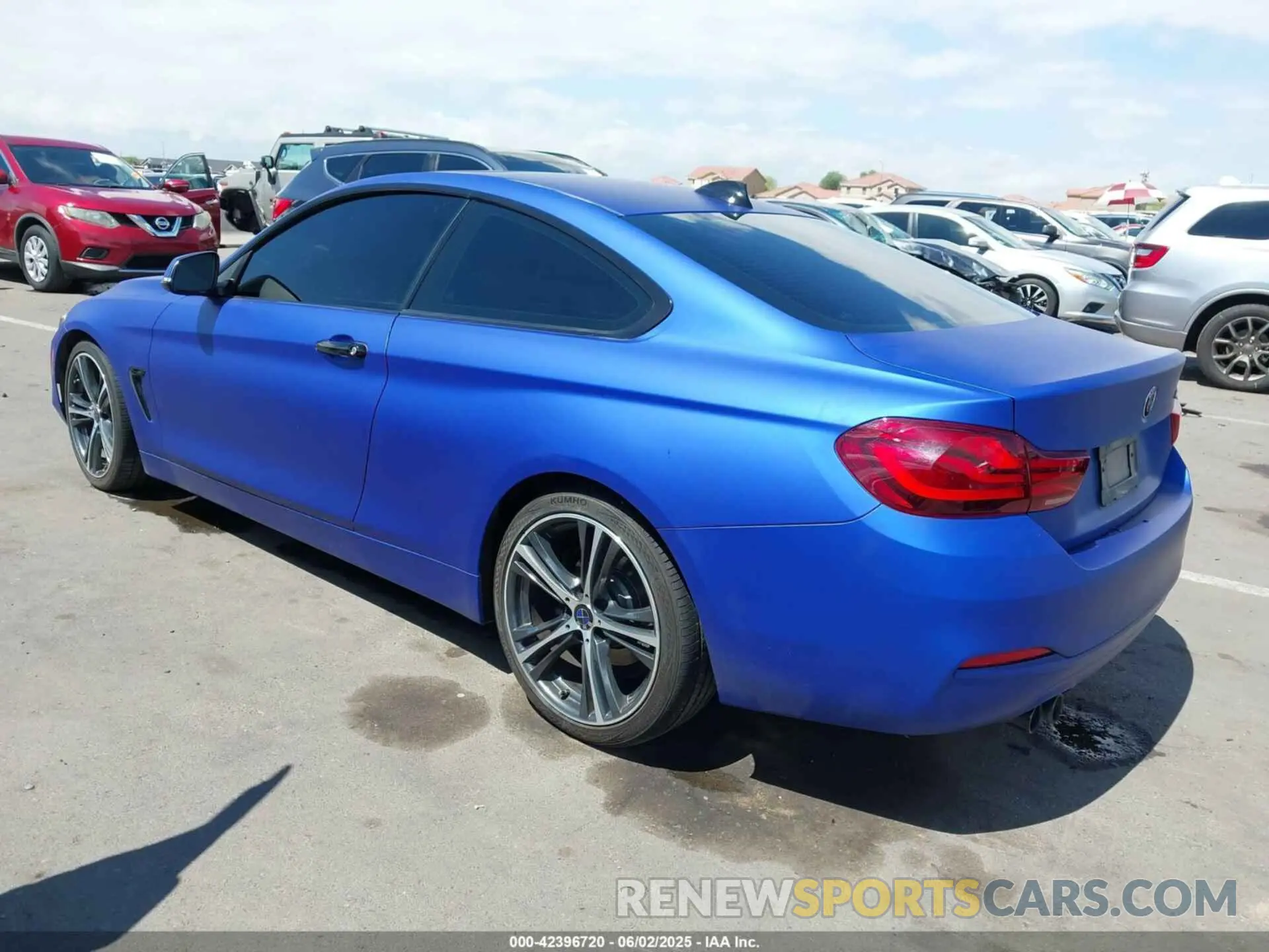 3 Photograph of a damaged car WBA4W3C02LFH16817 BMW 430I 2020