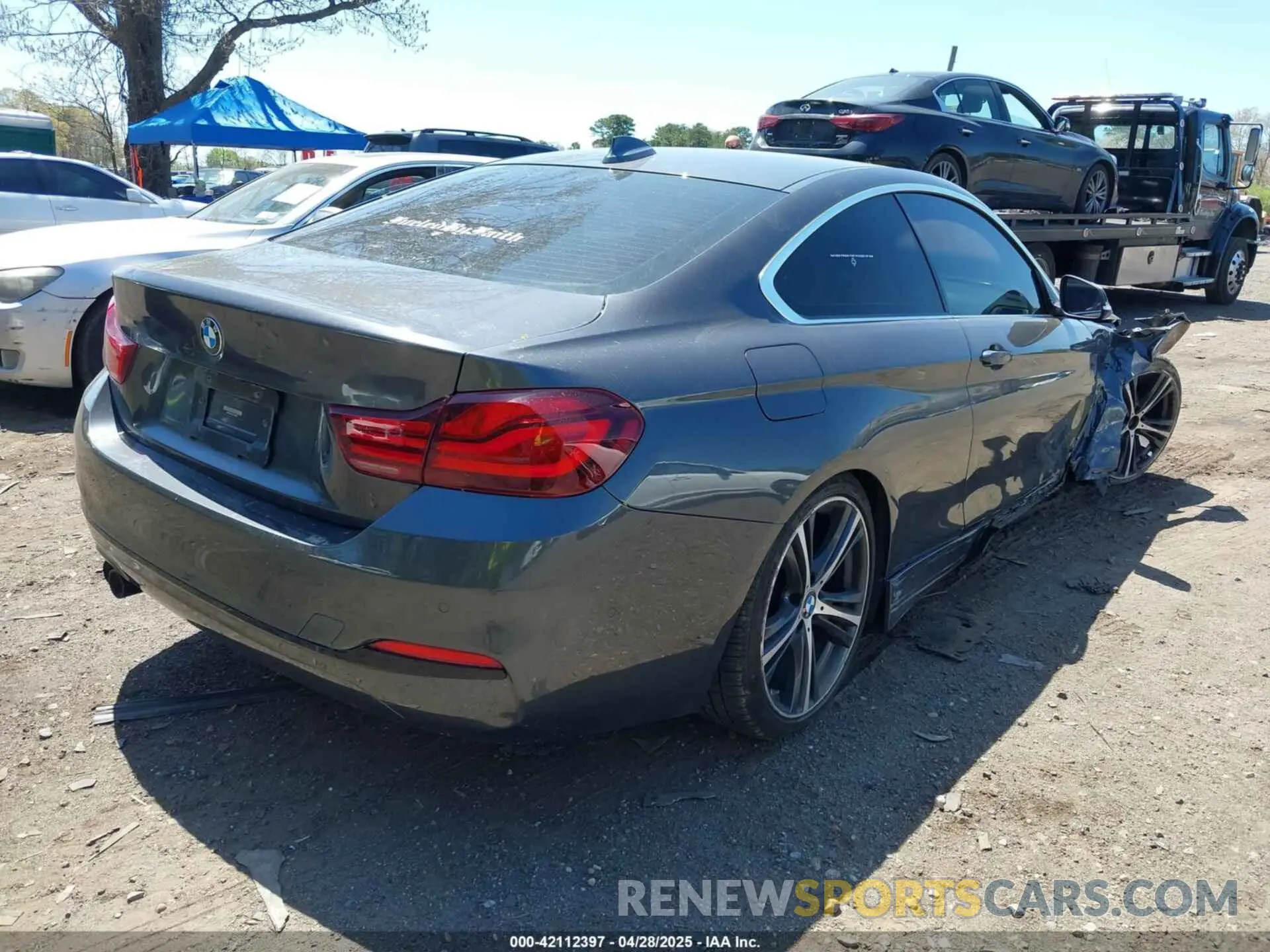4 Photograph of a damaged car WBA4W5C05LFH46602 BMW 430I 2020