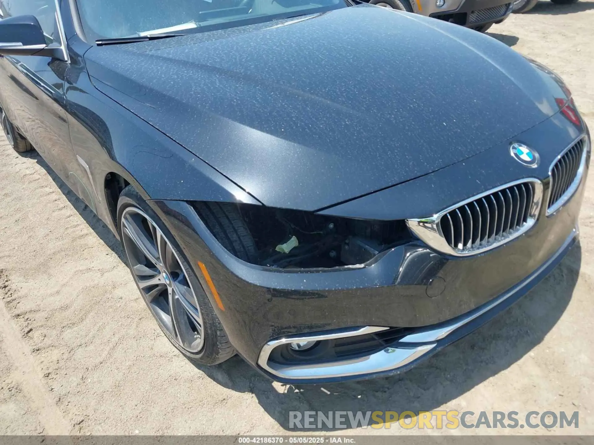 21 Photograph of a damaged car WBA4Z1C08L5R99156 BMW 430I 2020
