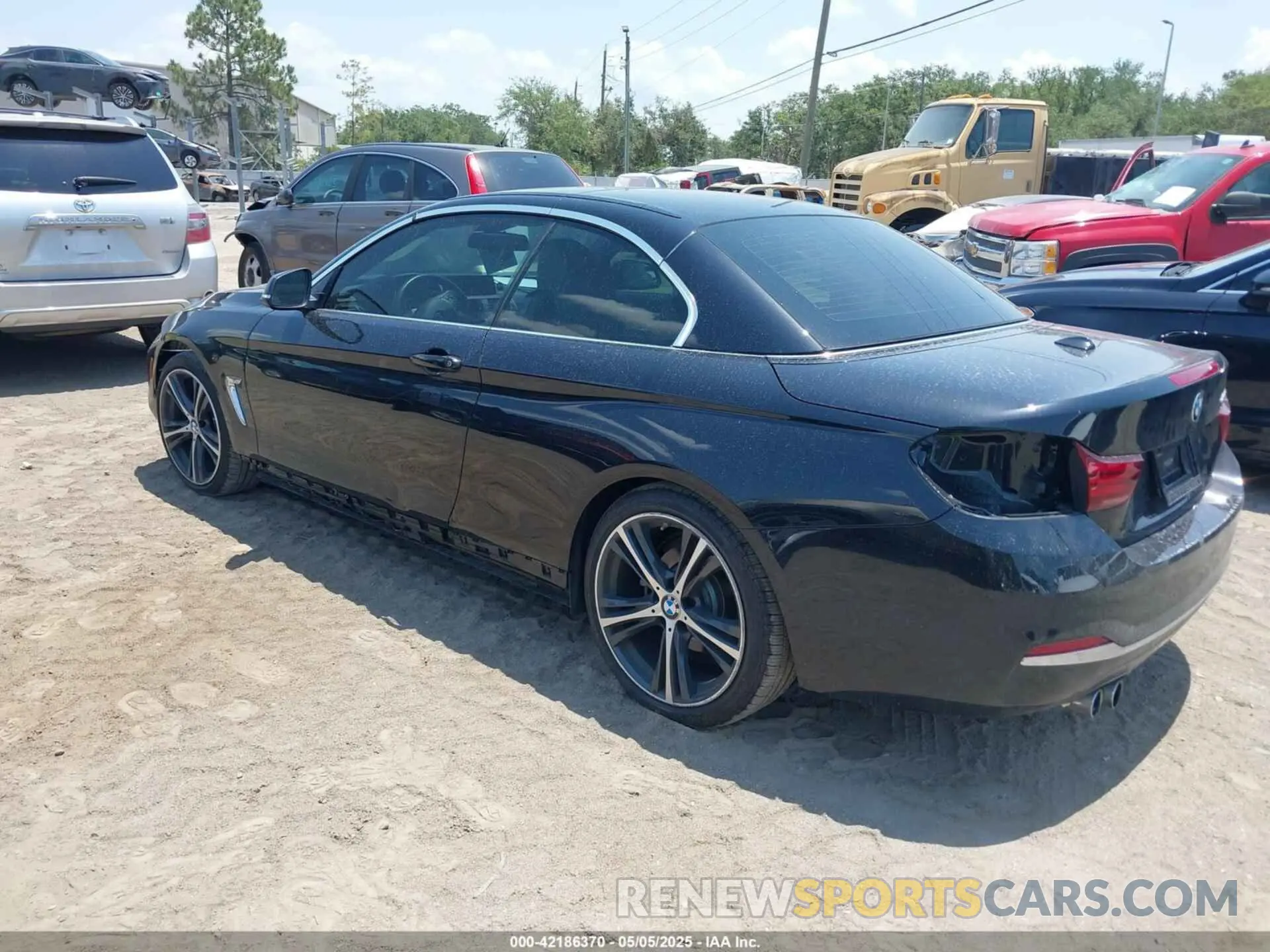 3 Photograph of a damaged car WBA4Z1C08L5R99156 BMW 430I 2020