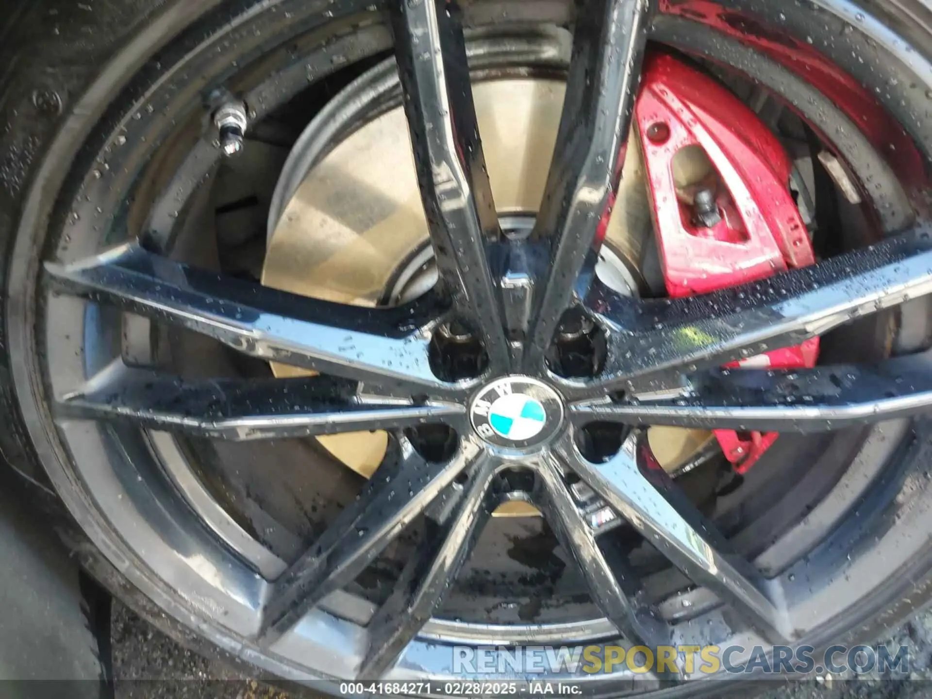 19 Photograph of a damaged car WBA23AT04MCG68356 BMW 430I 2021