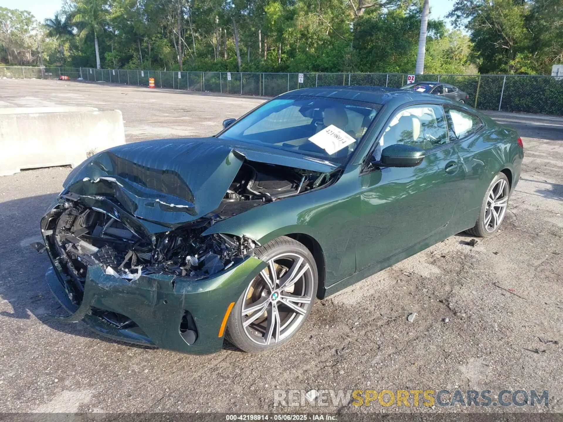 2 Photograph of a damaged car WBA53AP07MCG68388 BMW 430I 2021