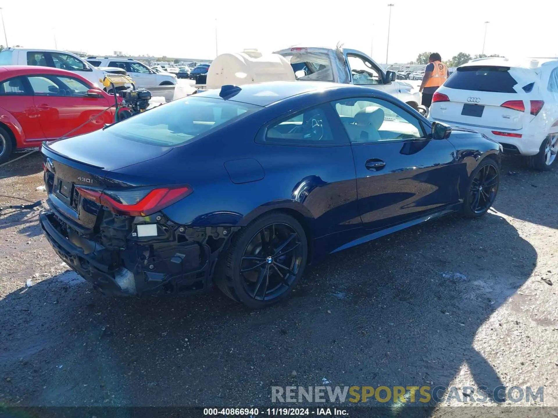 4 Photograph of a damaged car WBA53AP08NCK99152 BMW 430I 2022