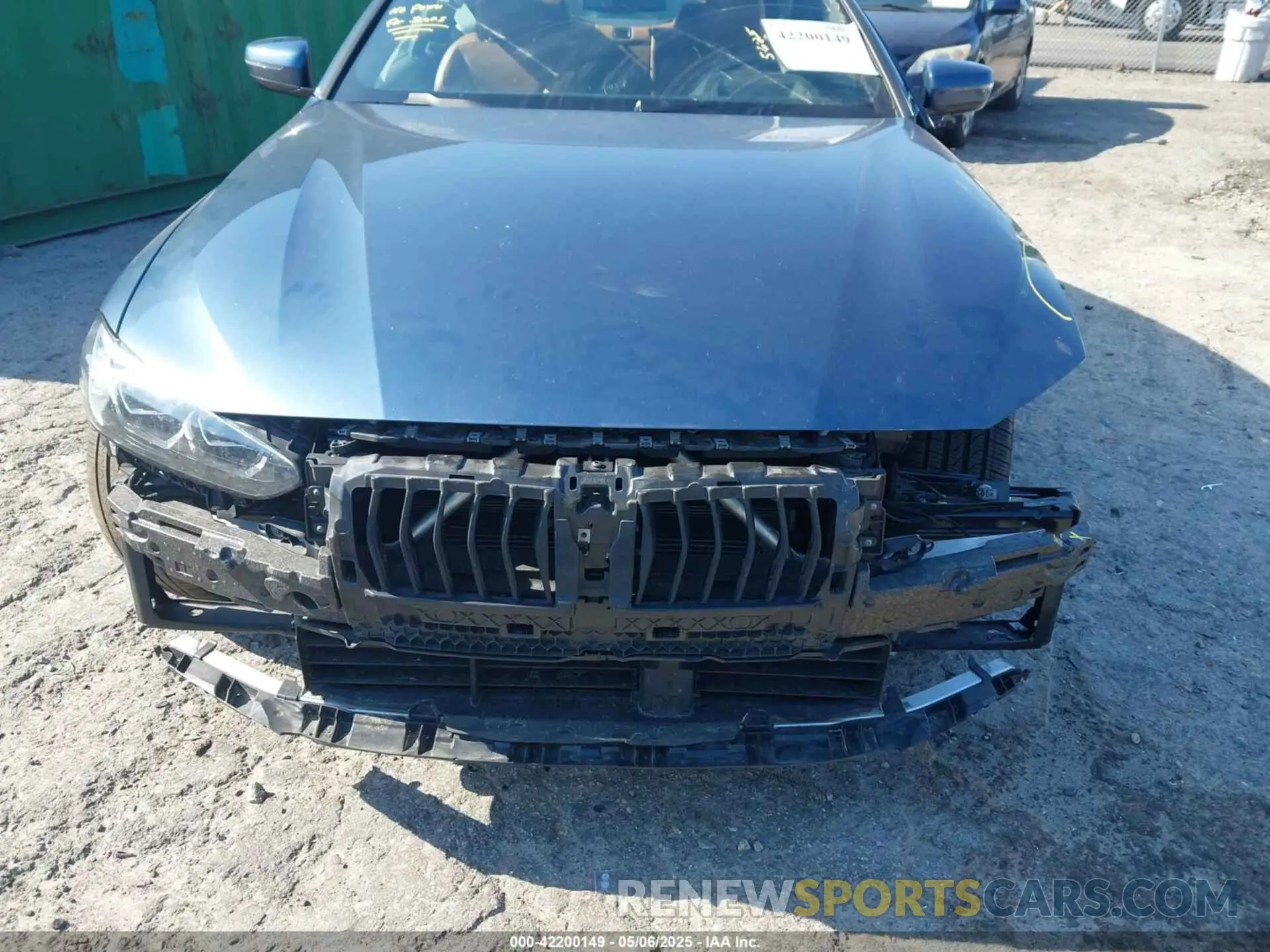 19 Photograph of a damaged car WBA73AP00NCH75602 BMW 430I 2022
