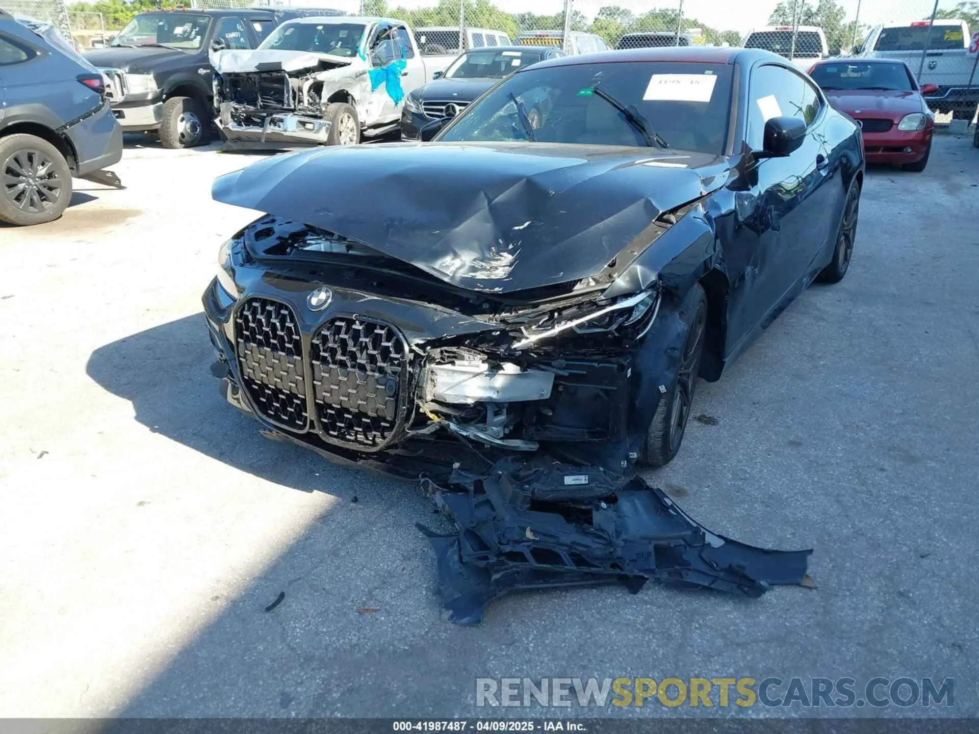 6 Photograph of a damaged car WBA73AP01NCH97897 BMW 430I 2022