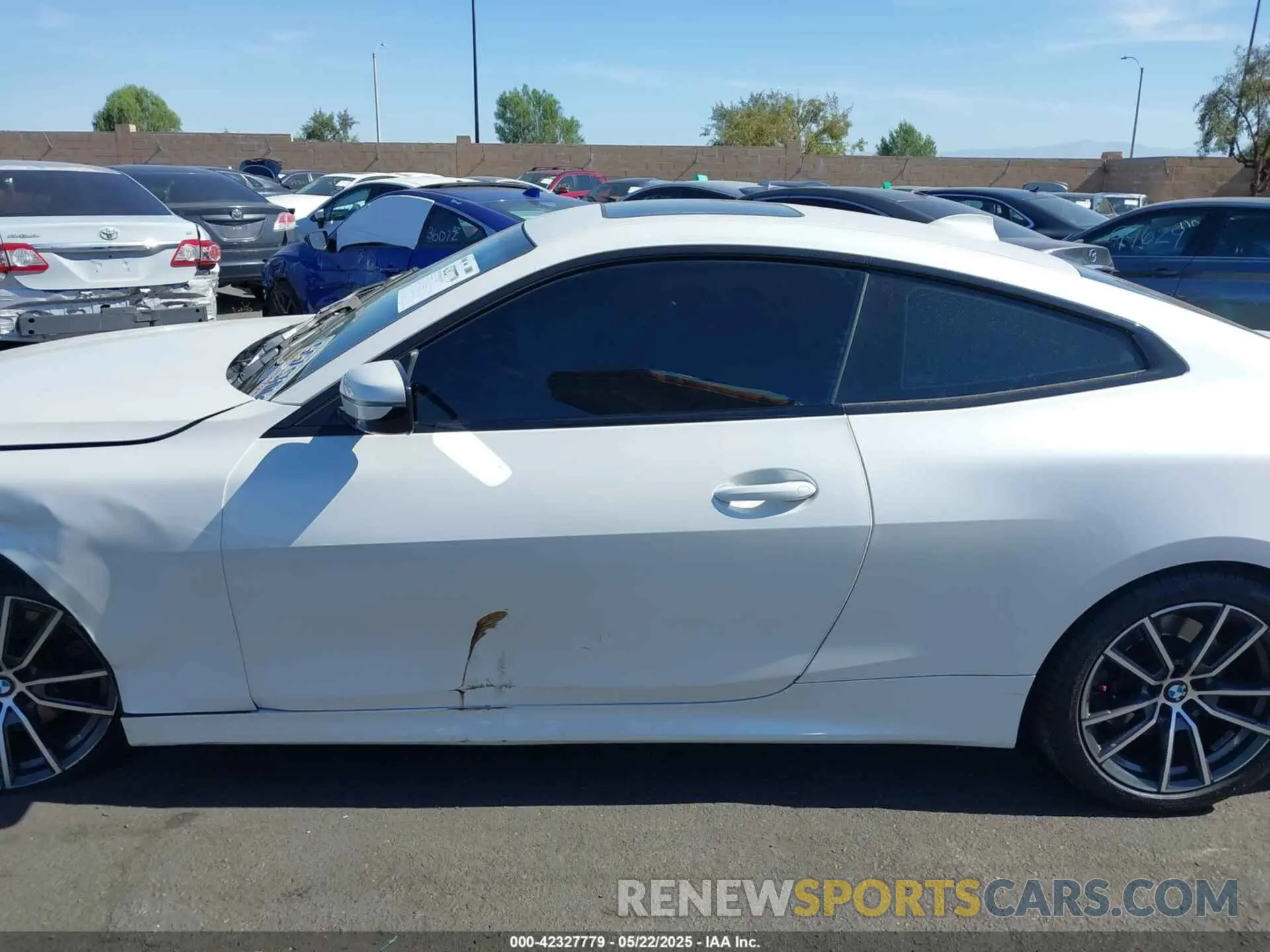 15 Photograph of a damaged car WBA73AP03NCH61029 BMW 430I 2022