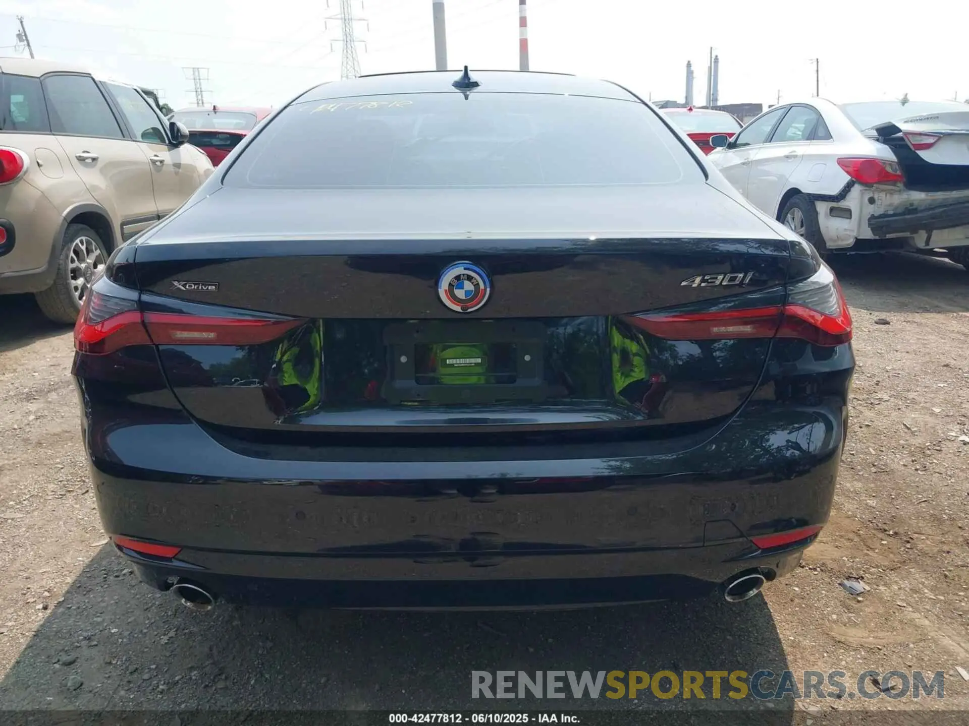 15 Photograph of a damaged car WBA73AP07PCL51446 BMW 430I 2023