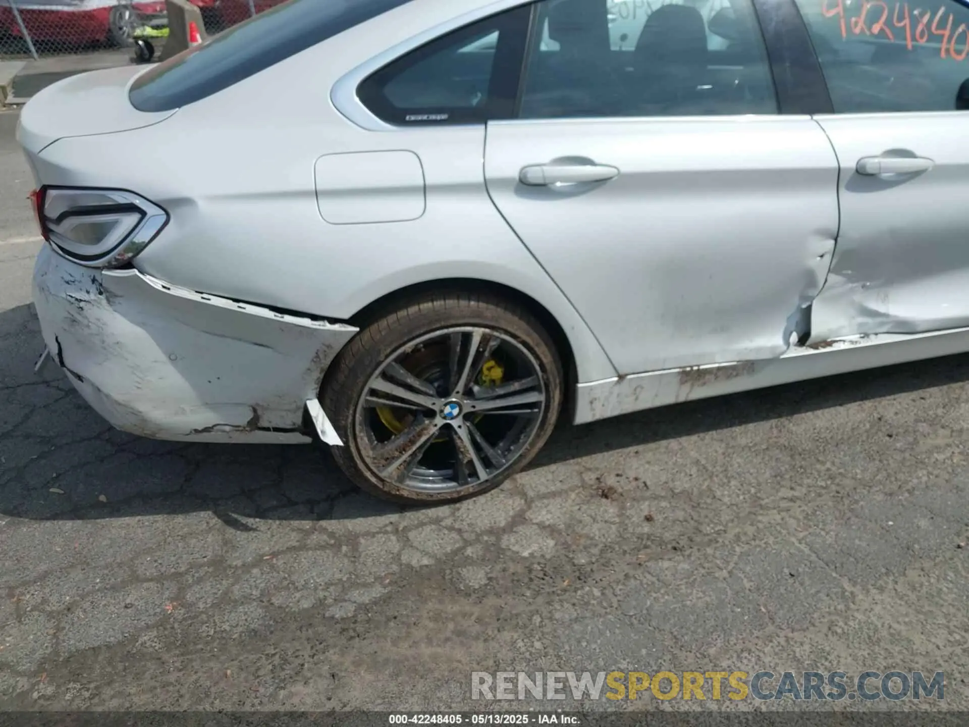 18 Photograph of a damaged car WBA4J3C55KBL08387 BMW 430I GRAN COUPE 2019