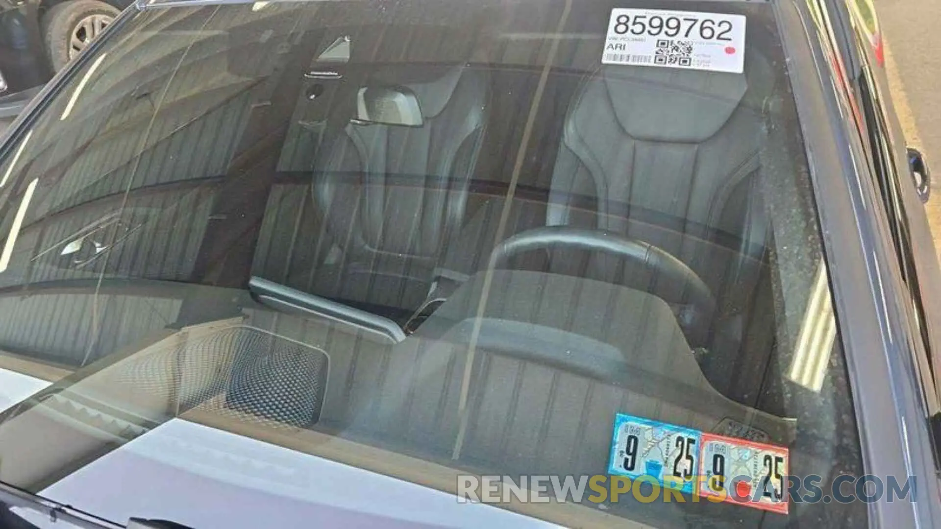 10 Photograph of a damaged car WBA73AP03PCL34451 BMW 430XI 2023