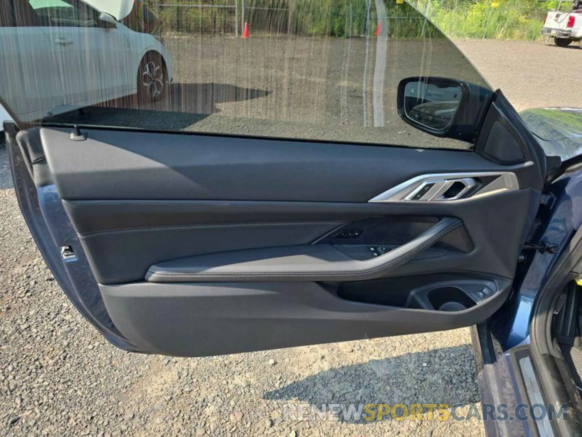 2 Photograph of a damaged car WBA73AP03PCL34451 BMW 430XI 2023