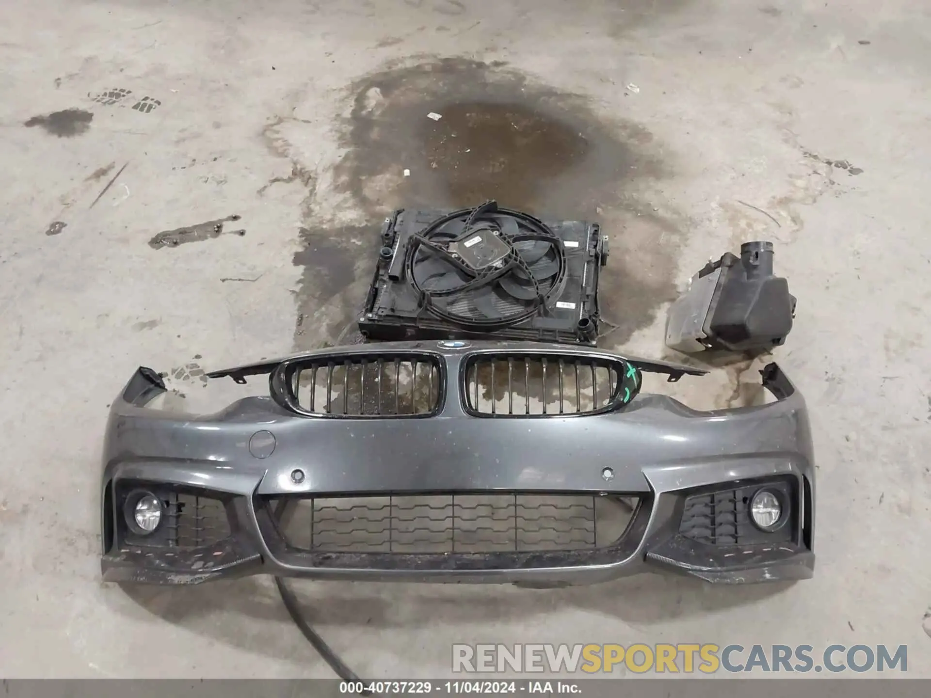 12 Photograph of a damaged car WBA4W7C50KAG52579 BMW 440I 2019