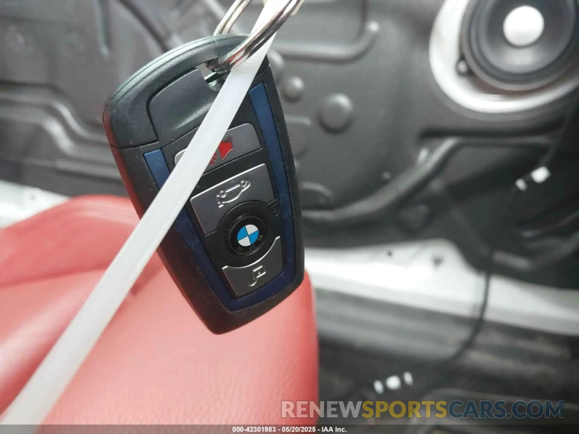 11 Photograph of a damaged car WBA4W7C57KAG52658 BMW 440I 2019