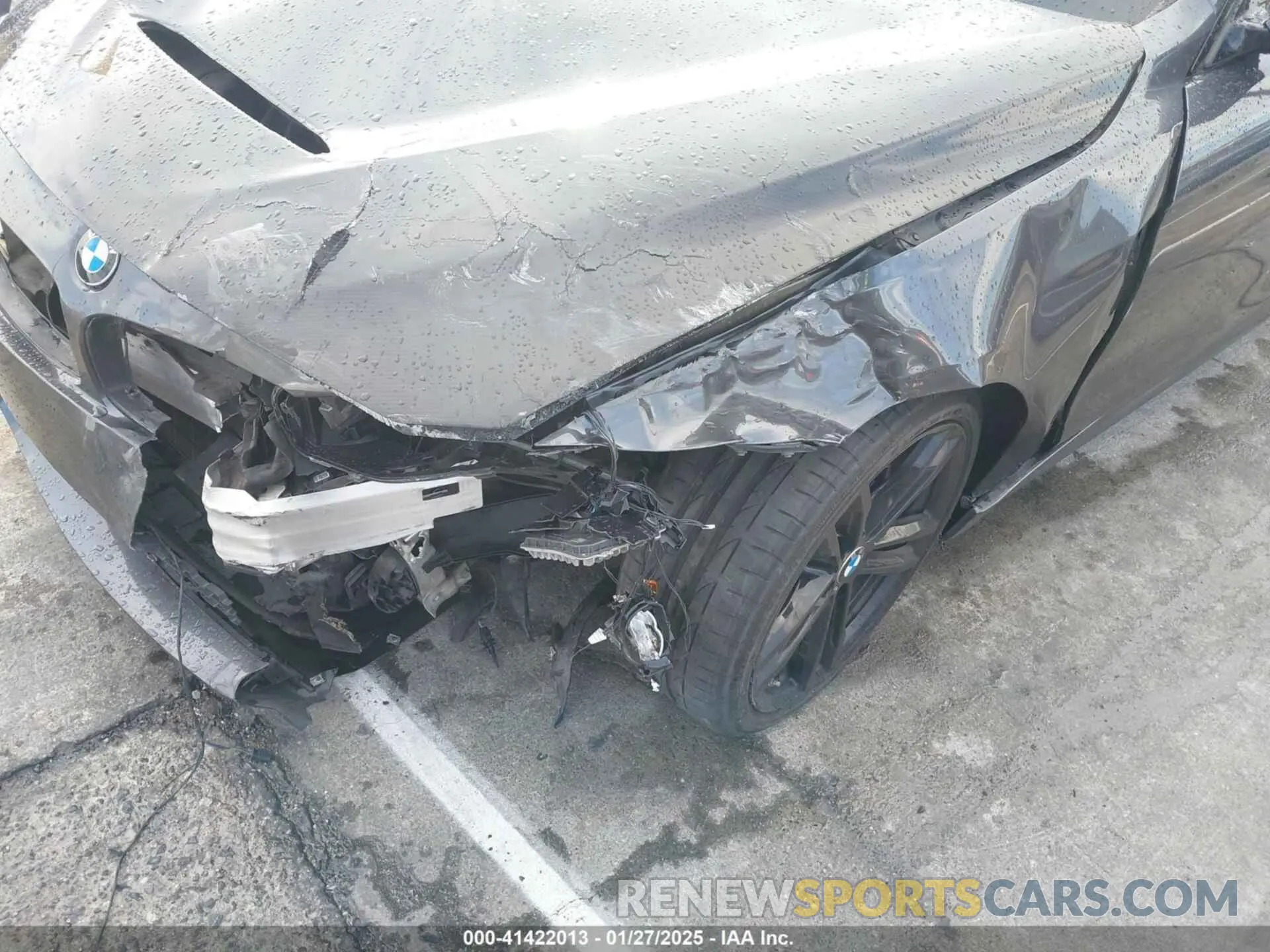 17 Photograph of a damaged car WBA4W7C59KAG52225 BMW 440I 2019