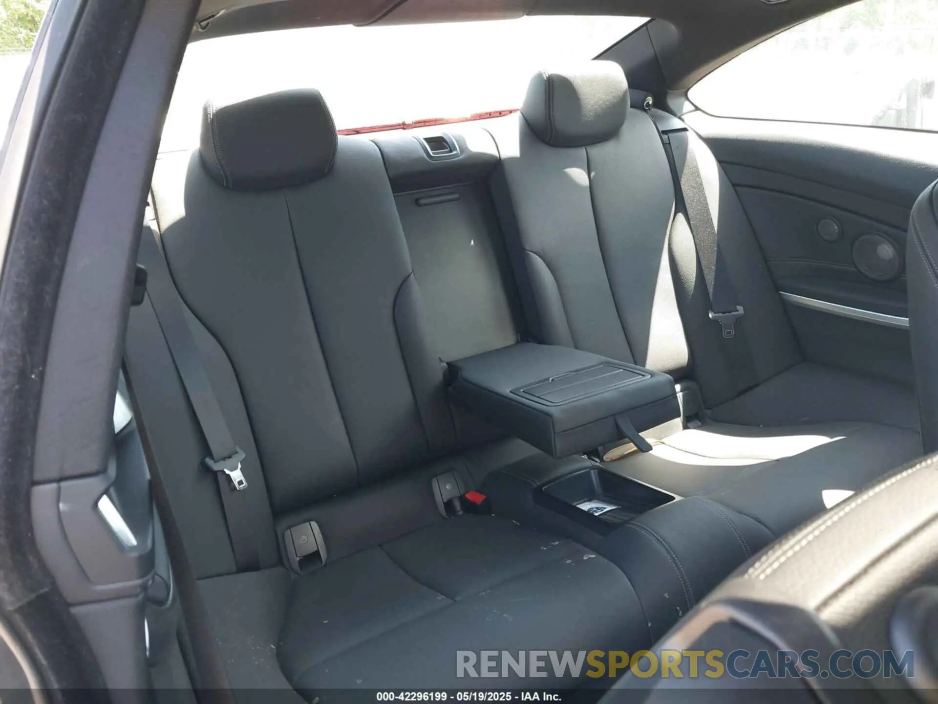 8 Photograph of a damaged car WBA4W9C56KAF94960 BMW 440I 2019