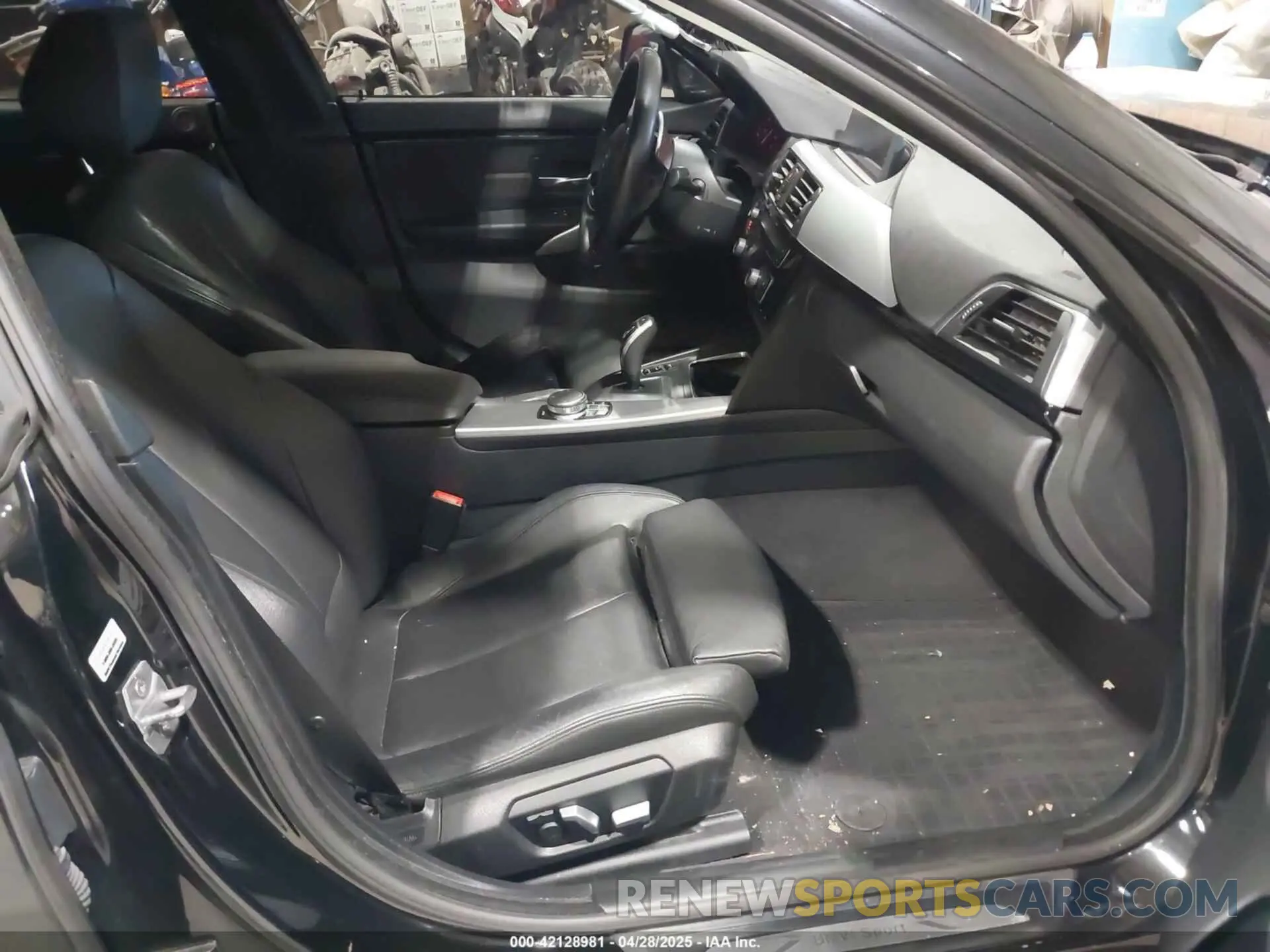 5 Photograph of a damaged car WBA4J7C57KBM75468 BMW 440I GRAN COUPE 2019
