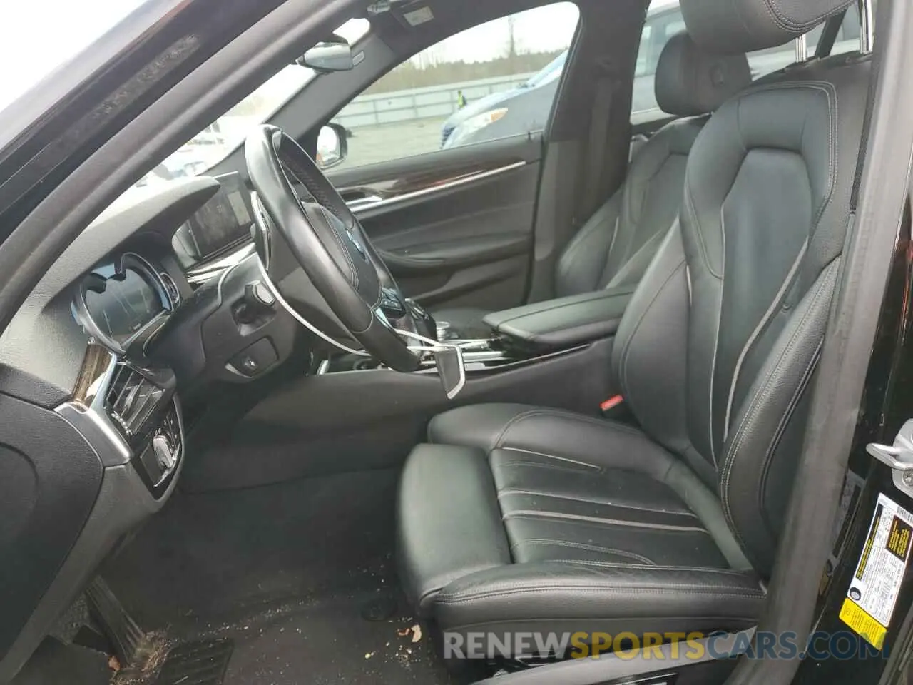 7 Photograph of a damaged car WBAJA5C50KBX49102 BMW 5 SERIES 2019