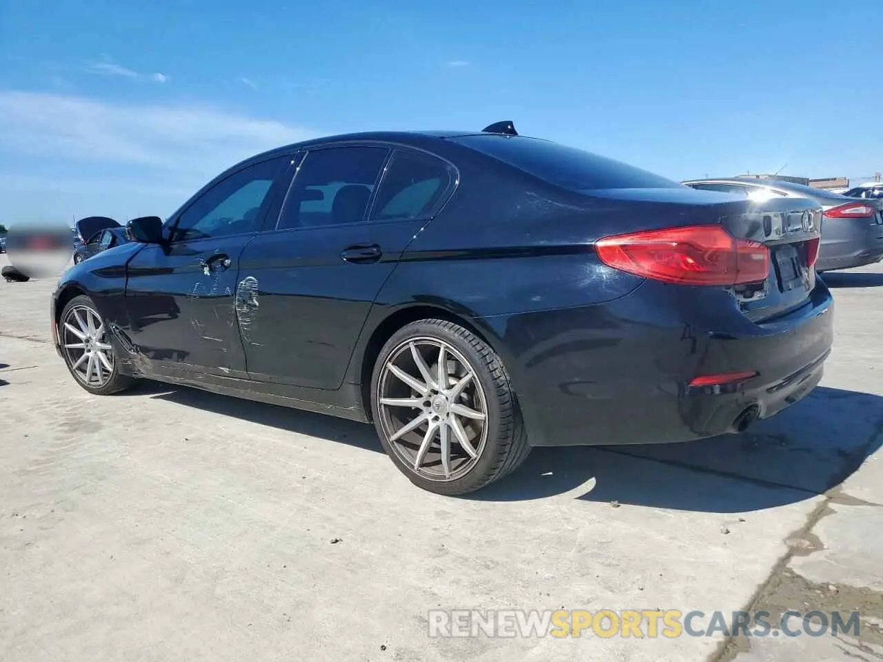 2 Photograph of a damaged car WBAJA5C50KG900345 BMW 5 SERIES 2019