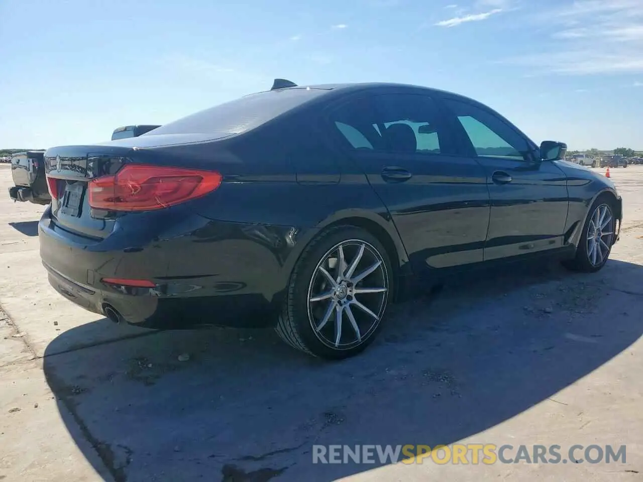 3 Photograph of a damaged car WBAJA5C50KG900345 BMW 5 SERIES 2019