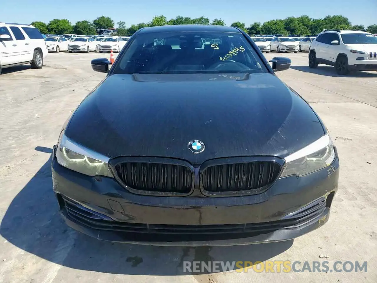 5 Photograph of a damaged car WBAJA5C50KG900345 BMW 5 SERIES 2019