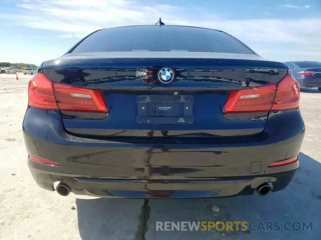 6 Photograph of a damaged car WBAJA5C50KG900345 BMW 5 SERIES 2019