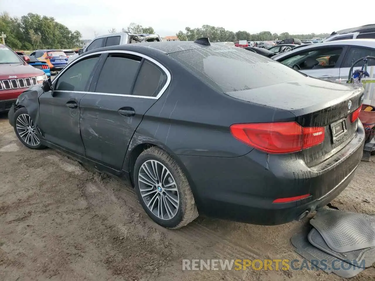 2 Photograph of a damaged car WBAJA5C50KWA58048 BMW 5 SERIES 2019