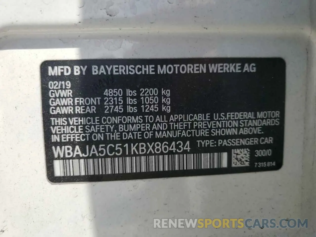 12 Photograph of a damaged car WBAJA5C51KBX86434 BMW 5 SERIES 2019