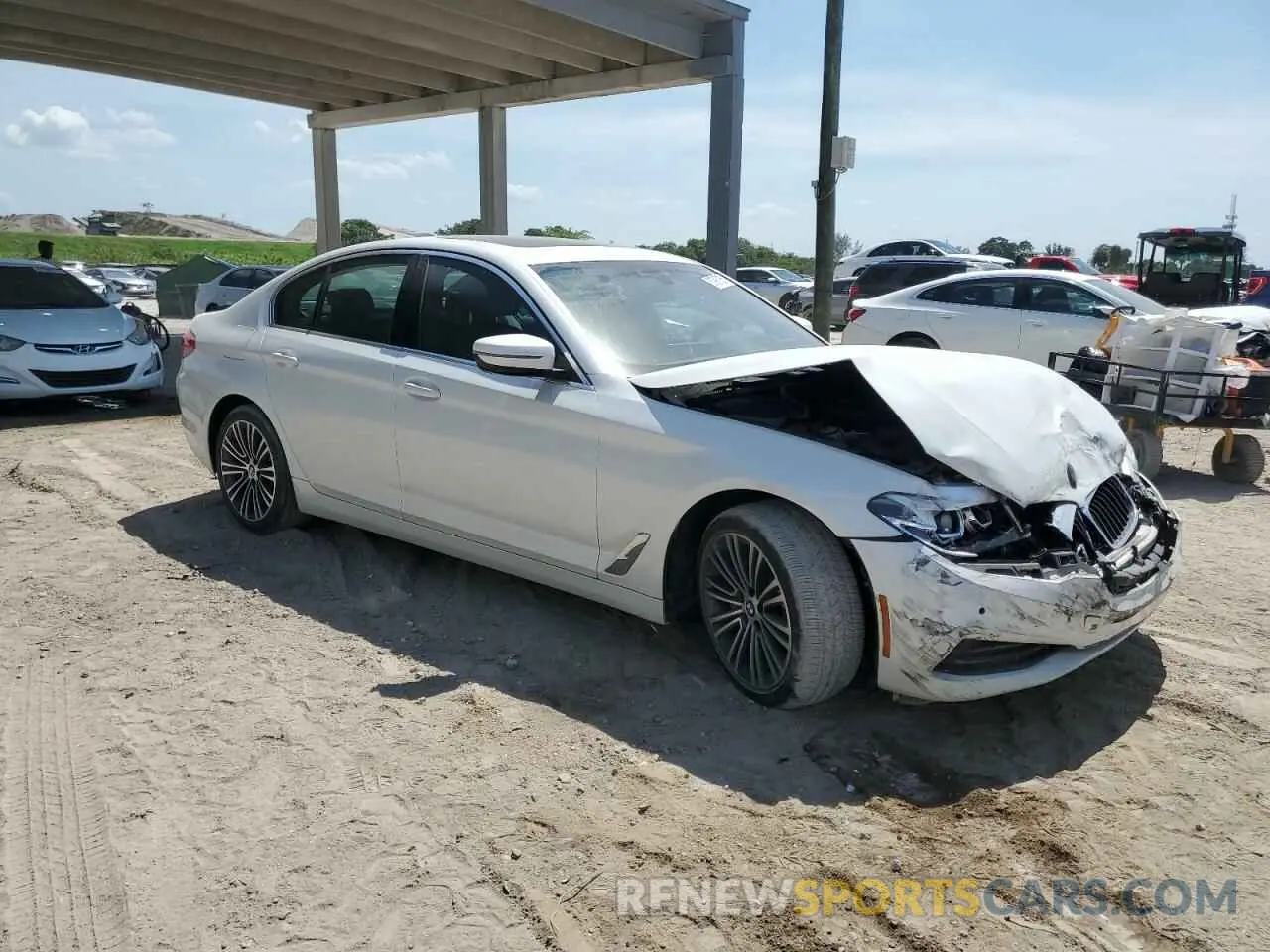 4 Photograph of a damaged car WBAJA5C51KG901181 BMW 5 SERIES 2019