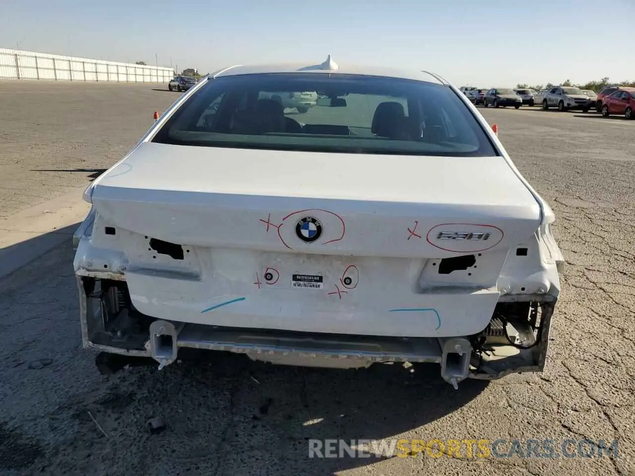 6 Photograph of a damaged car WBAJA5C51KWA57961 BMW 5 SERIES 2019