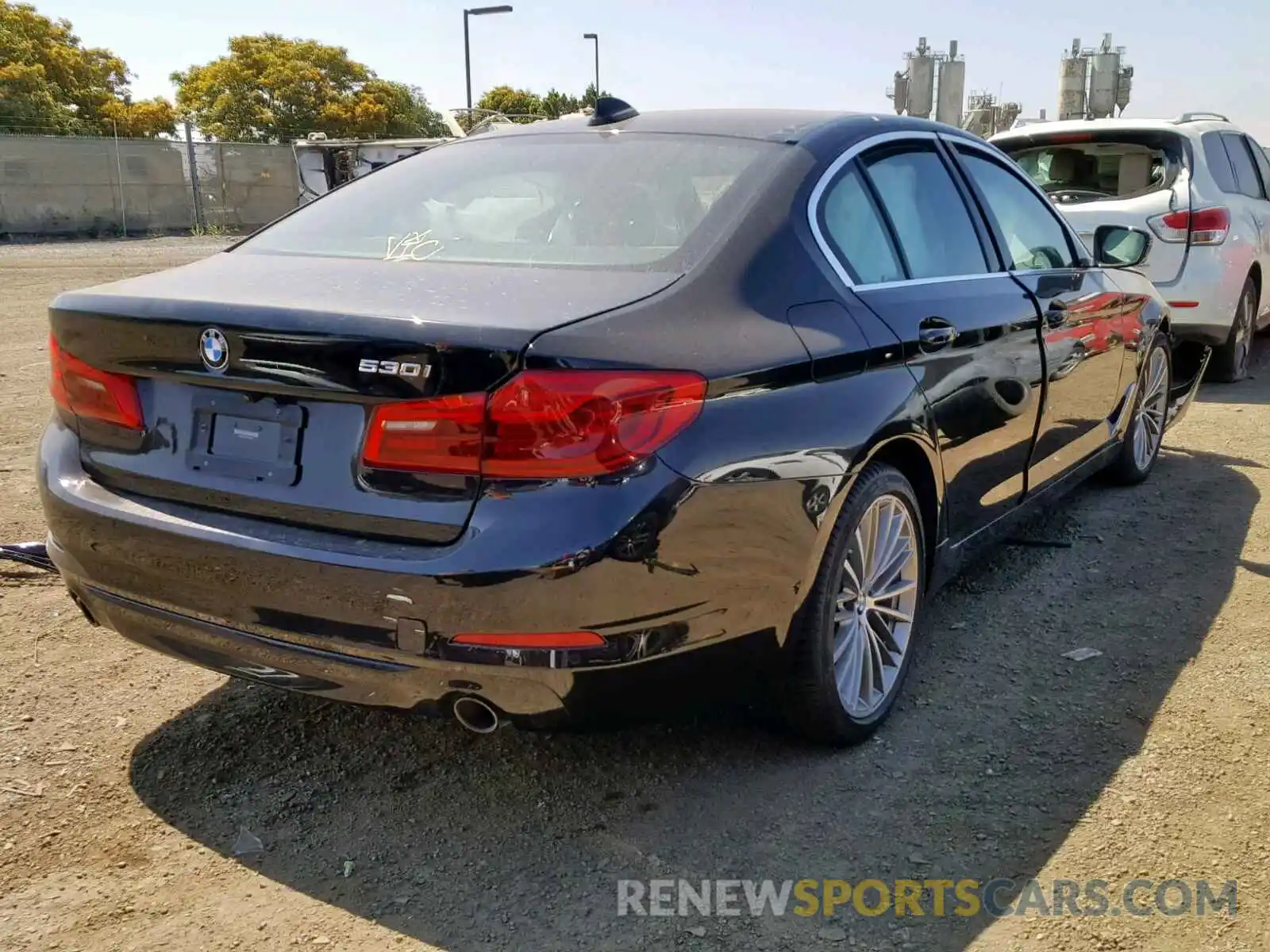 4 Photograph of a damaged car WBAJA5C51KWW00030 BMW 5 SERIES 2019