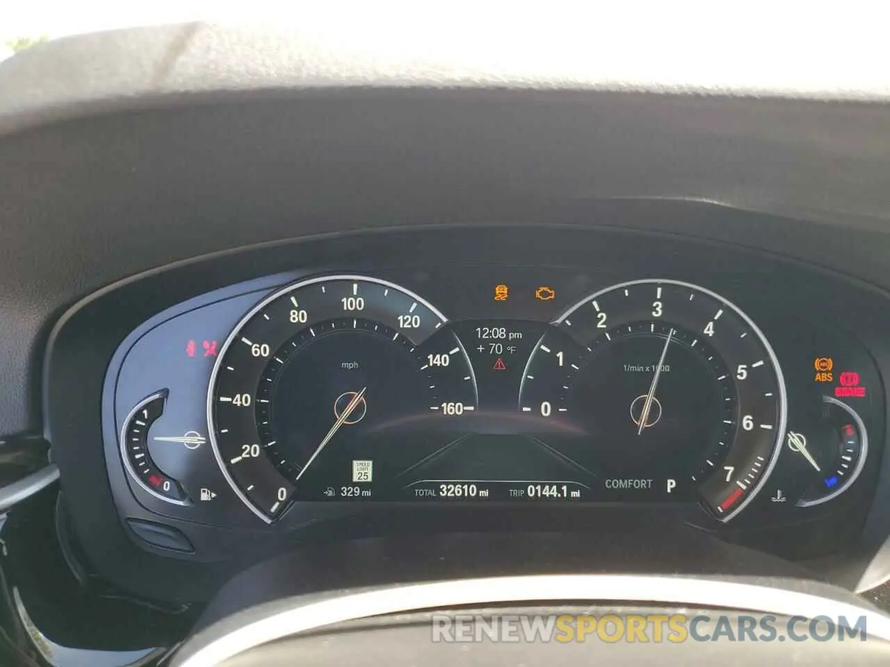 9 Photograph of a damaged car WBAJA5C52KBX46895 BMW 5 SERIES 2019