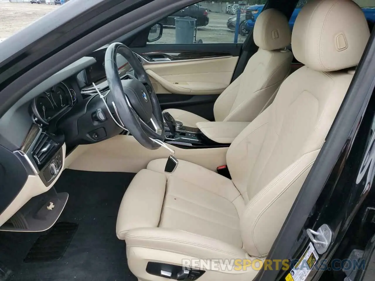 7 Photograph of a damaged car WBAJA5C52KWA57838 BMW 5 SERIES 2019