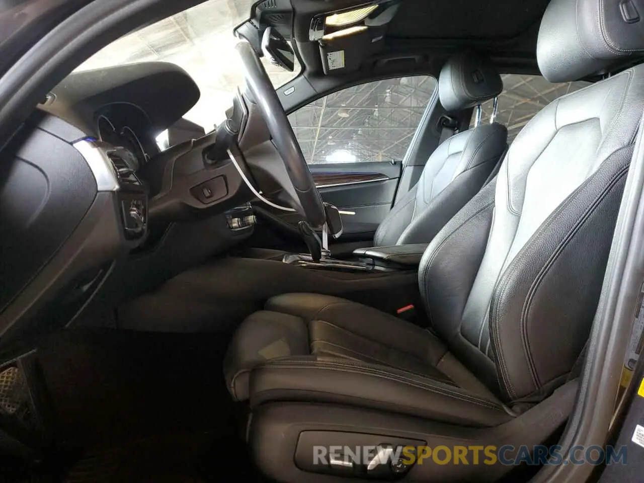 7 Photograph of a damaged car WBAJA5C52KWW01106 BMW 5 SERIES 2019