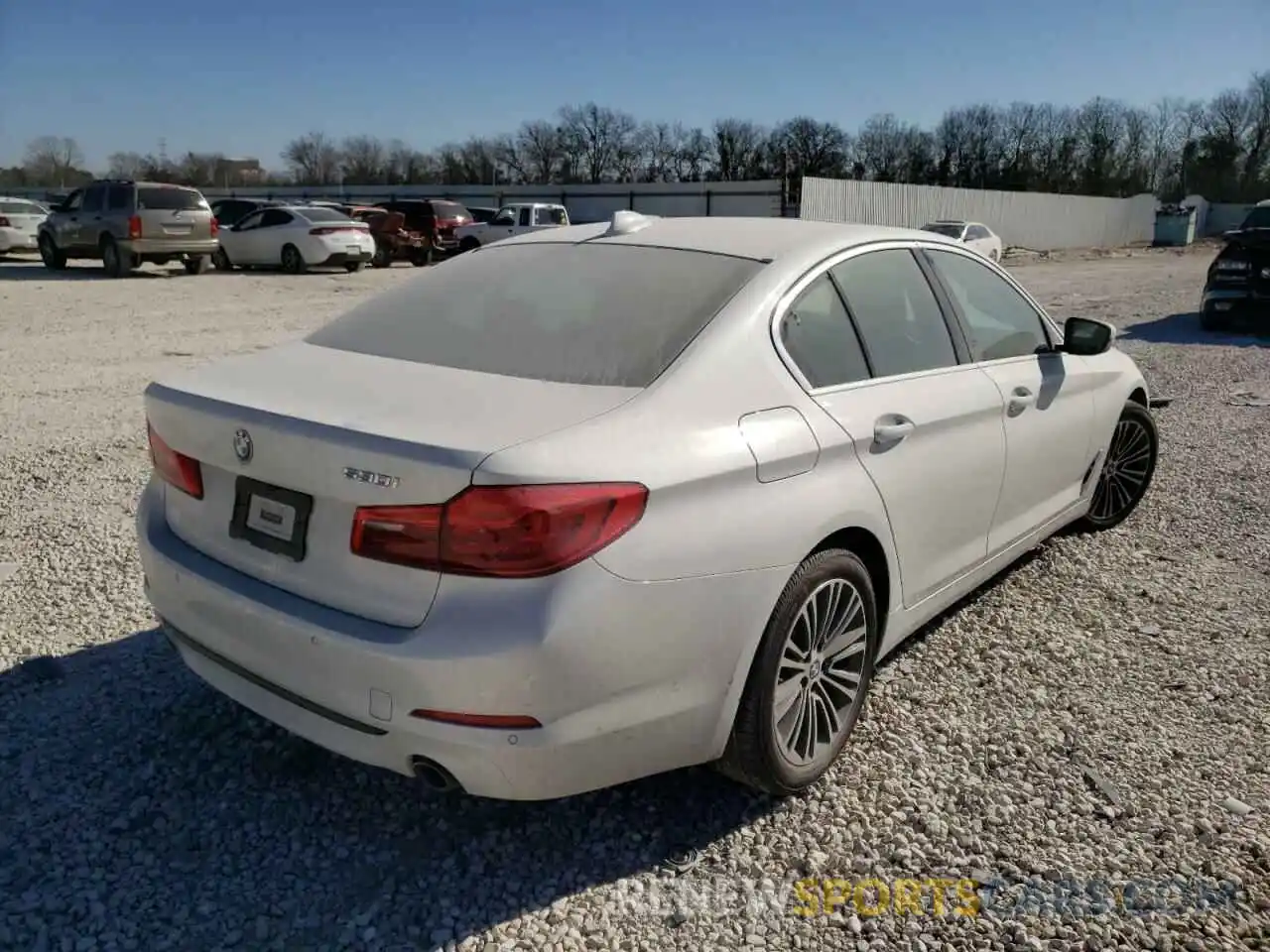 4 Photograph of a damaged car WBAJA5C52KWW07827 BMW 5 SERIES 2019