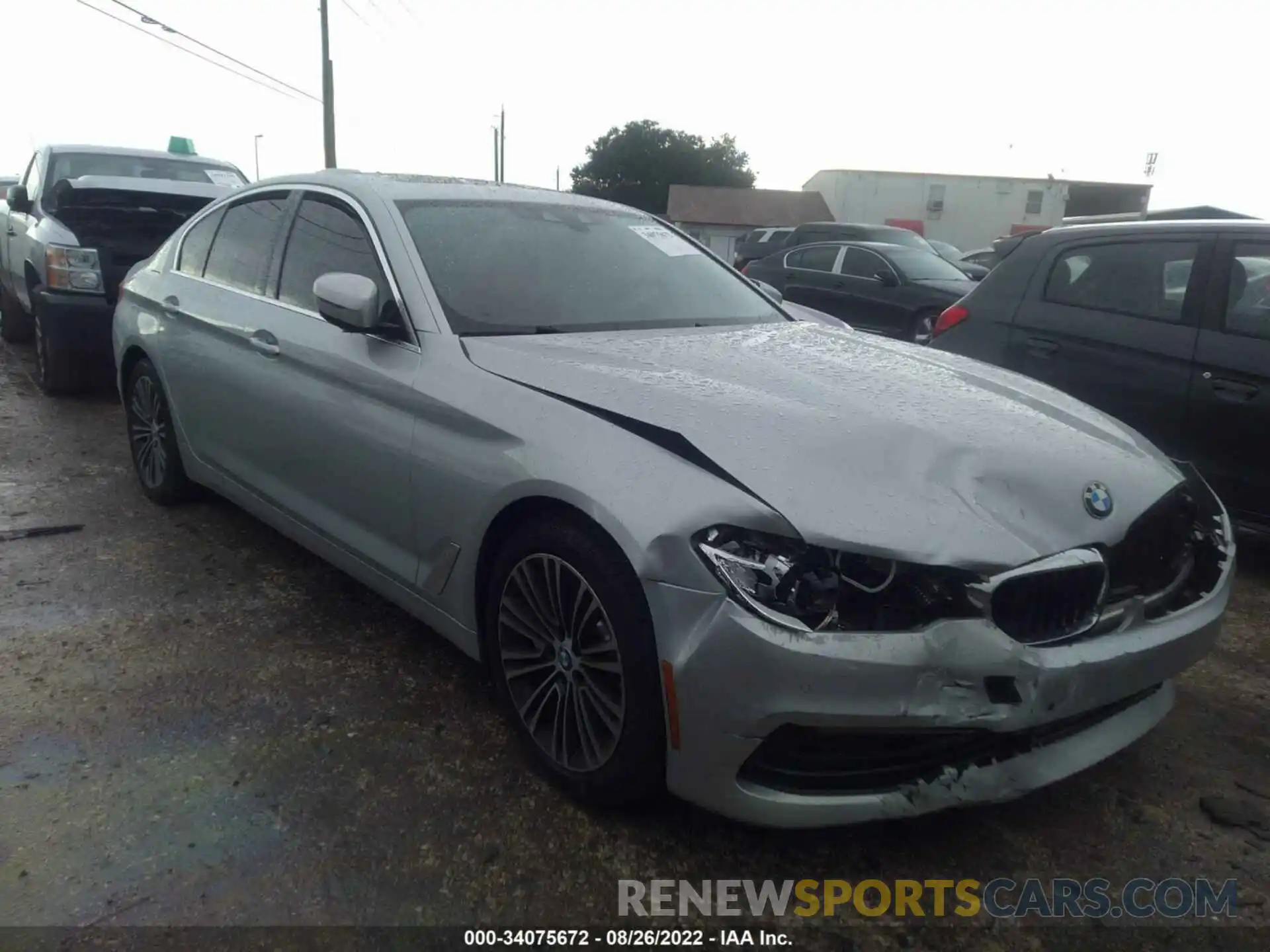 1 Photograph of a damaged car WBAJA5C52KWW13756 BMW 5 SERIES 2019