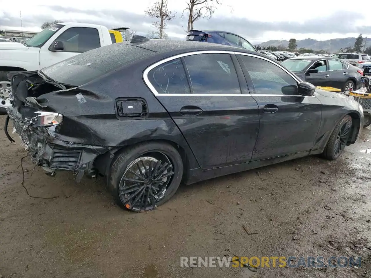 3 Photograph of a damaged car WBAJA5C52KWW13904 BMW 5 SERIES 2019