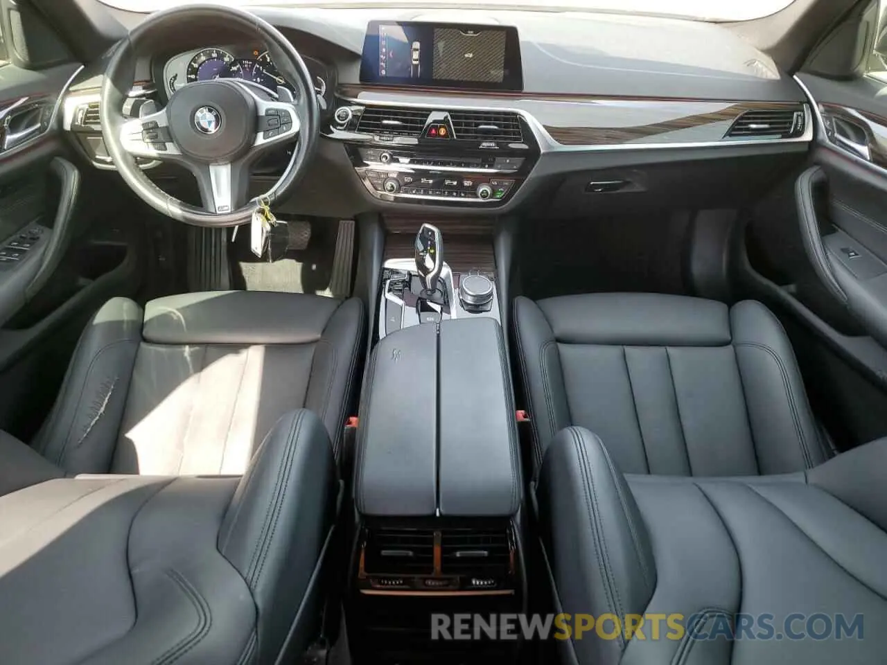 8 Photograph of a damaged car WBAJA5C52KWW37054 BMW 5 SERIES 2019