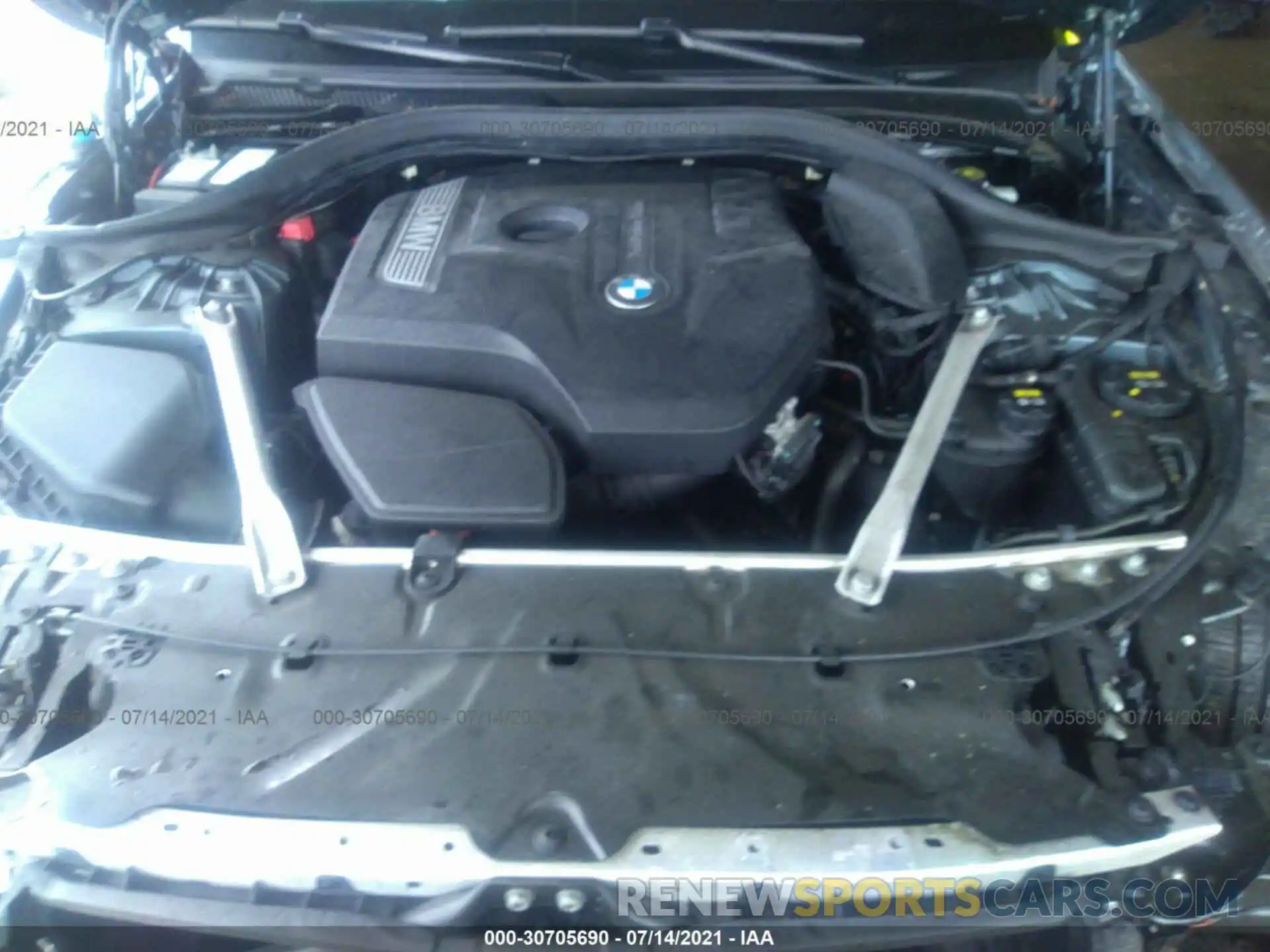 10 Photograph of a damaged car WBAJA5C53KBX46890 BMW 5 SERIES 2019